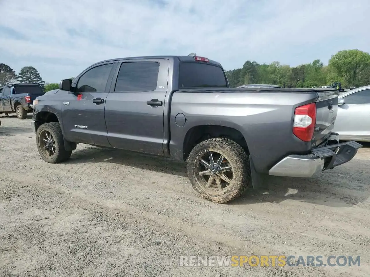 2 Photograph of a damaged car 5TFDY5F17MX994358 TOYOTA TUNDRA 2021