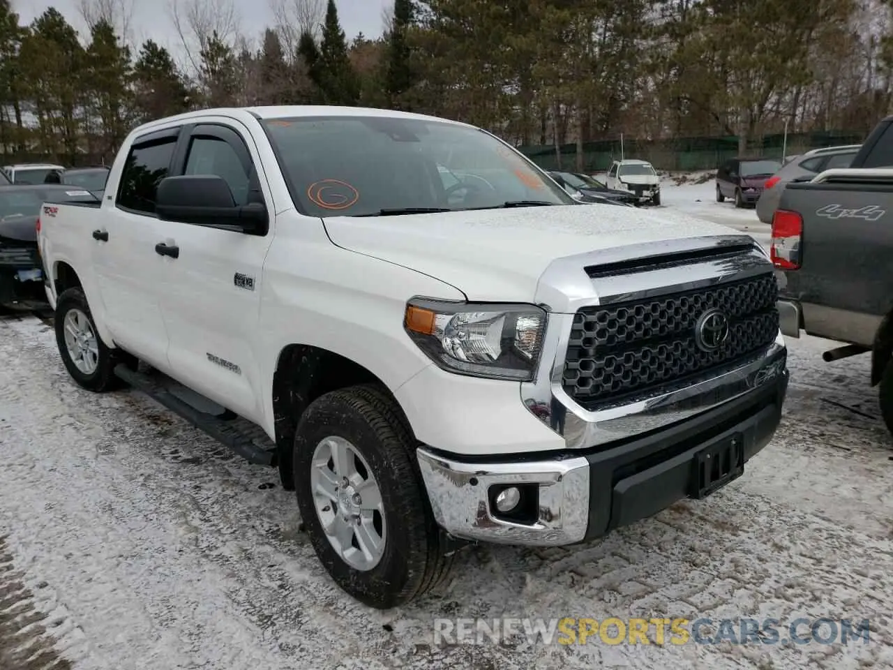 1 Photograph of a damaged car 5TFDY5F18MX014555 TOYOTA TUNDRA 2021