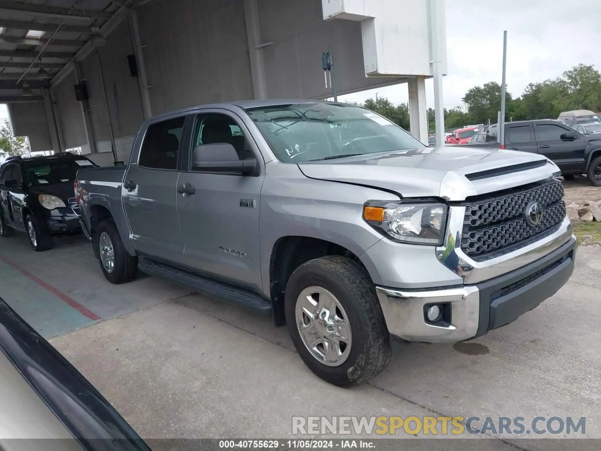 13 Photograph of a damaged car 5TFDY5F1XMX018848 TOYOTA TUNDRA 2021