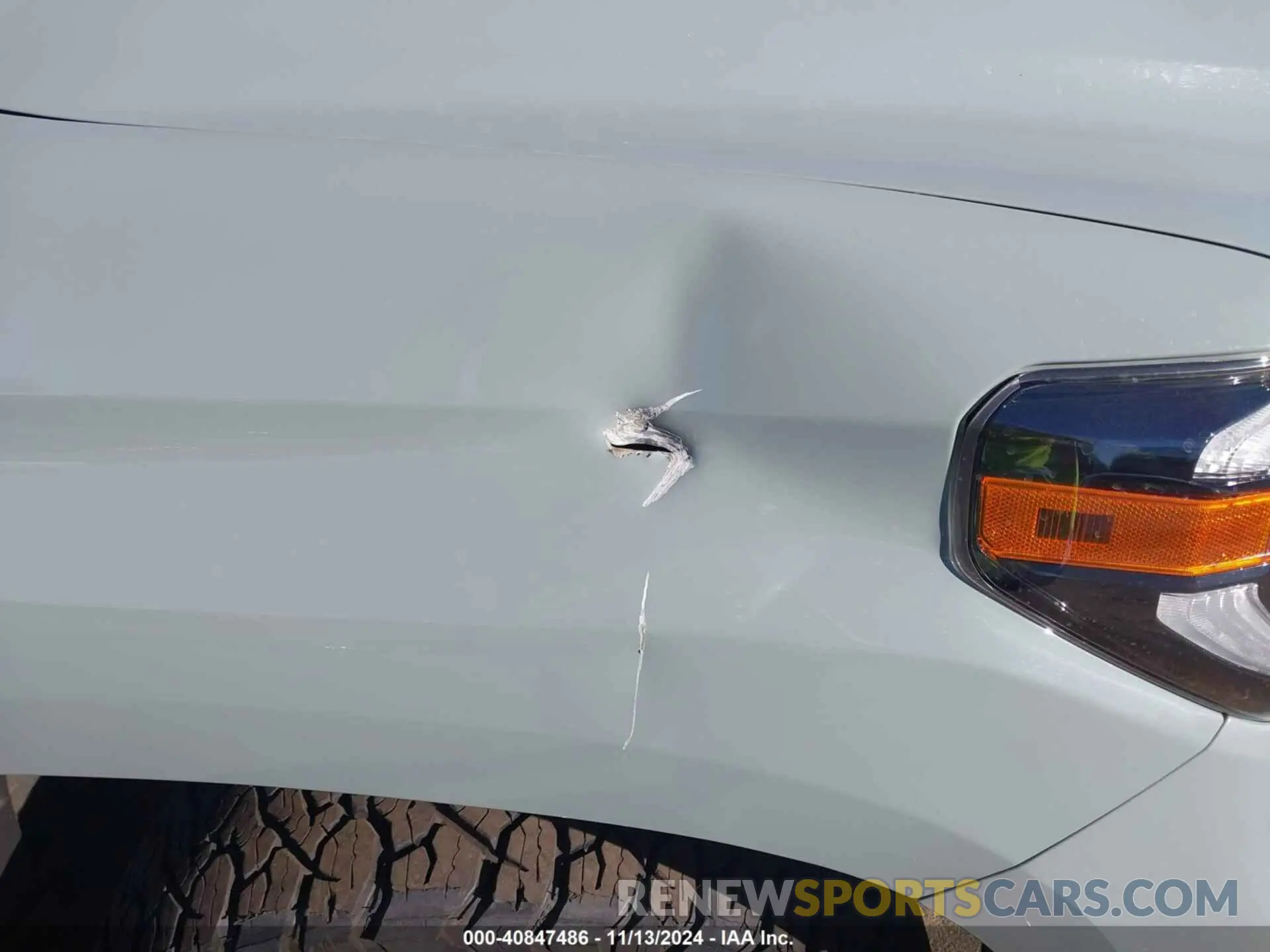 18 Photograph of a damaged car 5TFDY5F1XMX034208 TOYOTA TUNDRA 2021