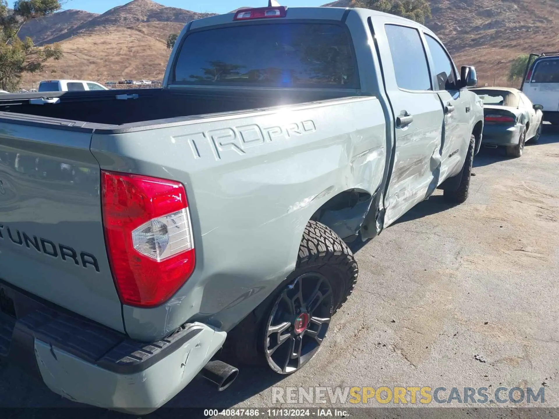 21 Photograph of a damaged car 5TFDY5F1XMX034208 TOYOTA TUNDRA 2021