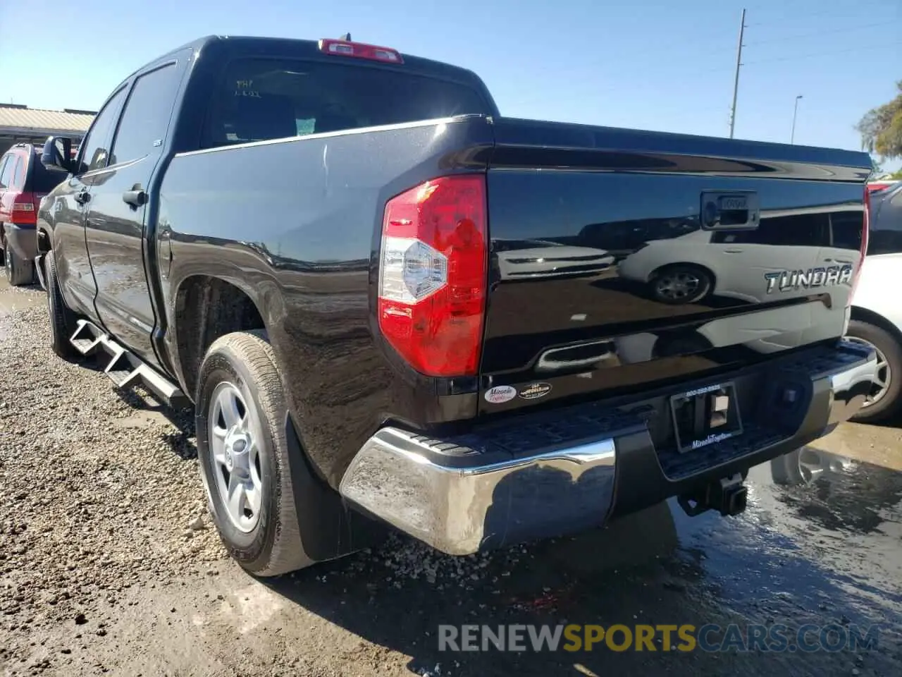 3 Photograph of a damaged car 5TFEY5F10MX276297 TOYOTA TUNDRA 2021