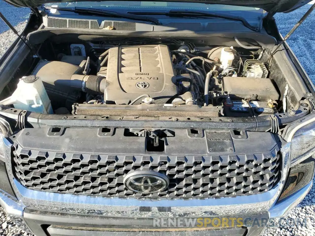 11 Photograph of a damaged car 5TFEY5F10MX277384 TOYOTA TUNDRA 2021
