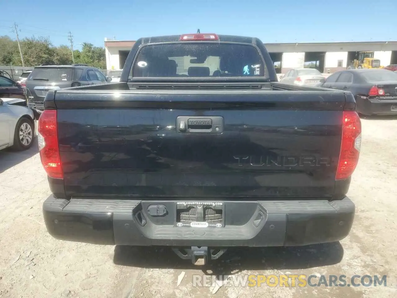 6 Фотография поврежденного автомобиля 5TFEY5F11MX279824 TOYOTA TUNDRA 2021