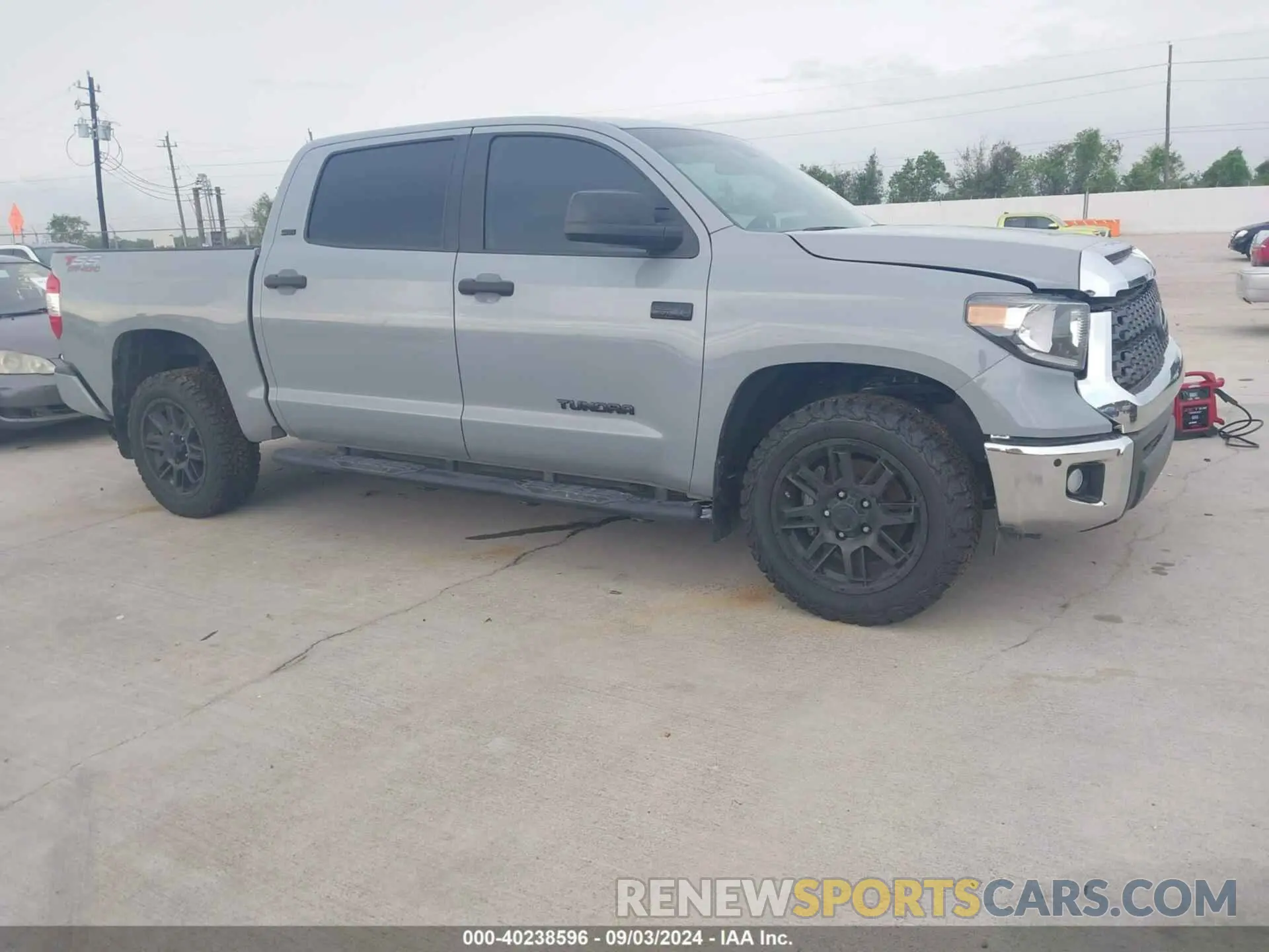 1 Photograph of a damaged car 5TFEY5F12MX282070 TOYOTA TUNDRA 2021