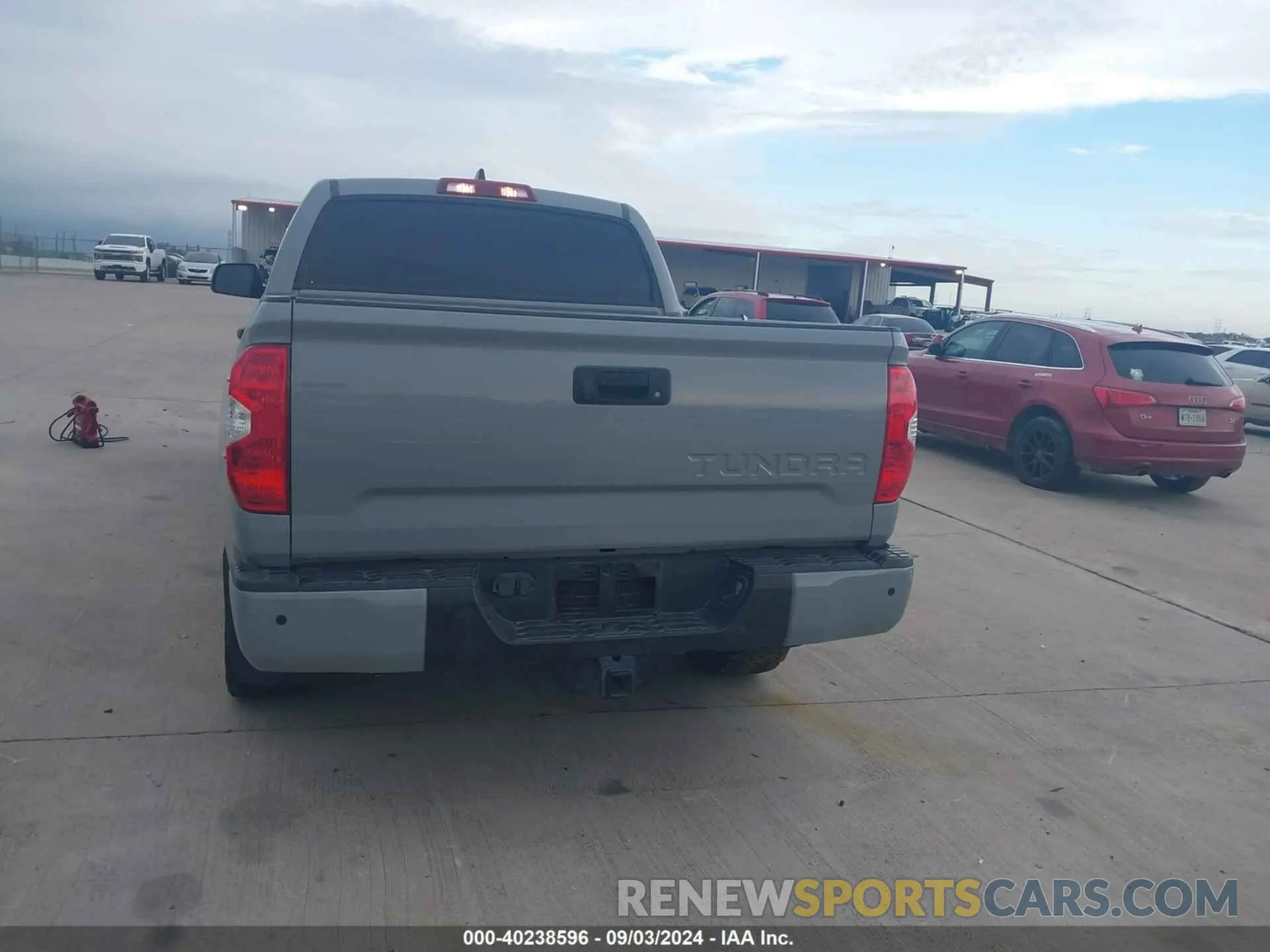16 Photograph of a damaged car 5TFEY5F12MX282070 TOYOTA TUNDRA 2021