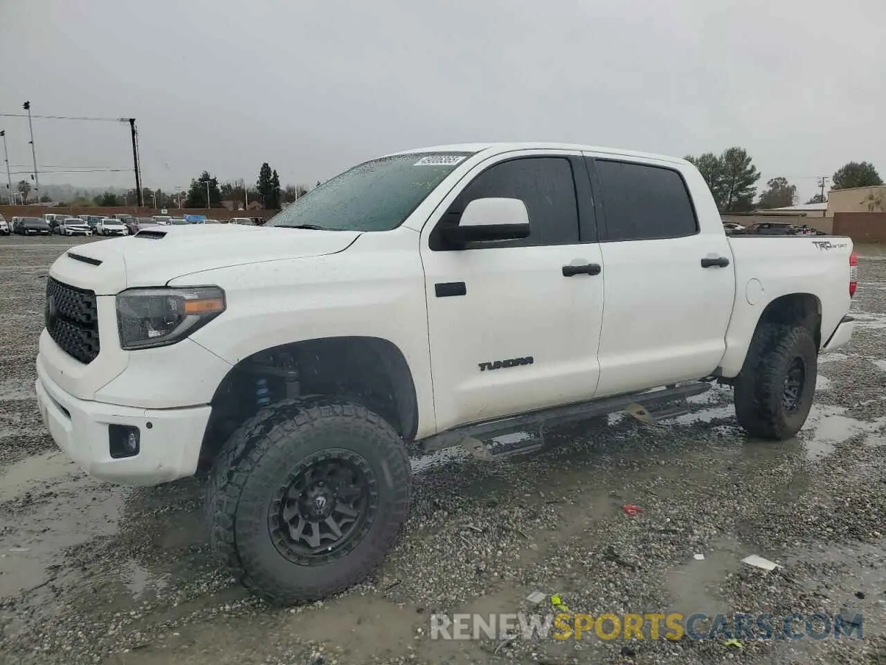 1 Photograph of a damaged car 5TFEY5F12MX292274 TOYOTA TUNDRA 2021