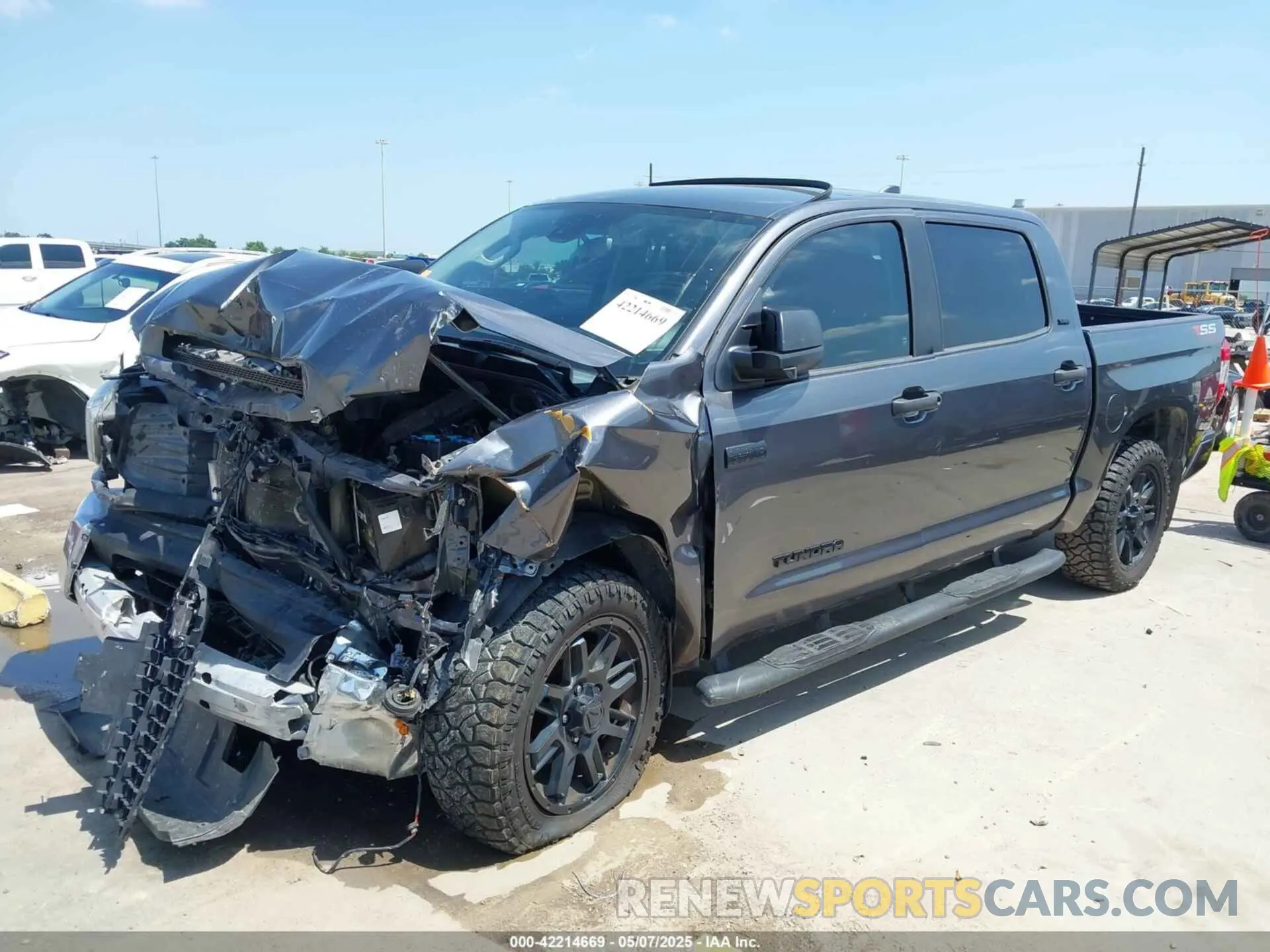 2 Photograph of a damaged car 5TFEY5F13MX279985 TOYOTA TUNDRA 2021