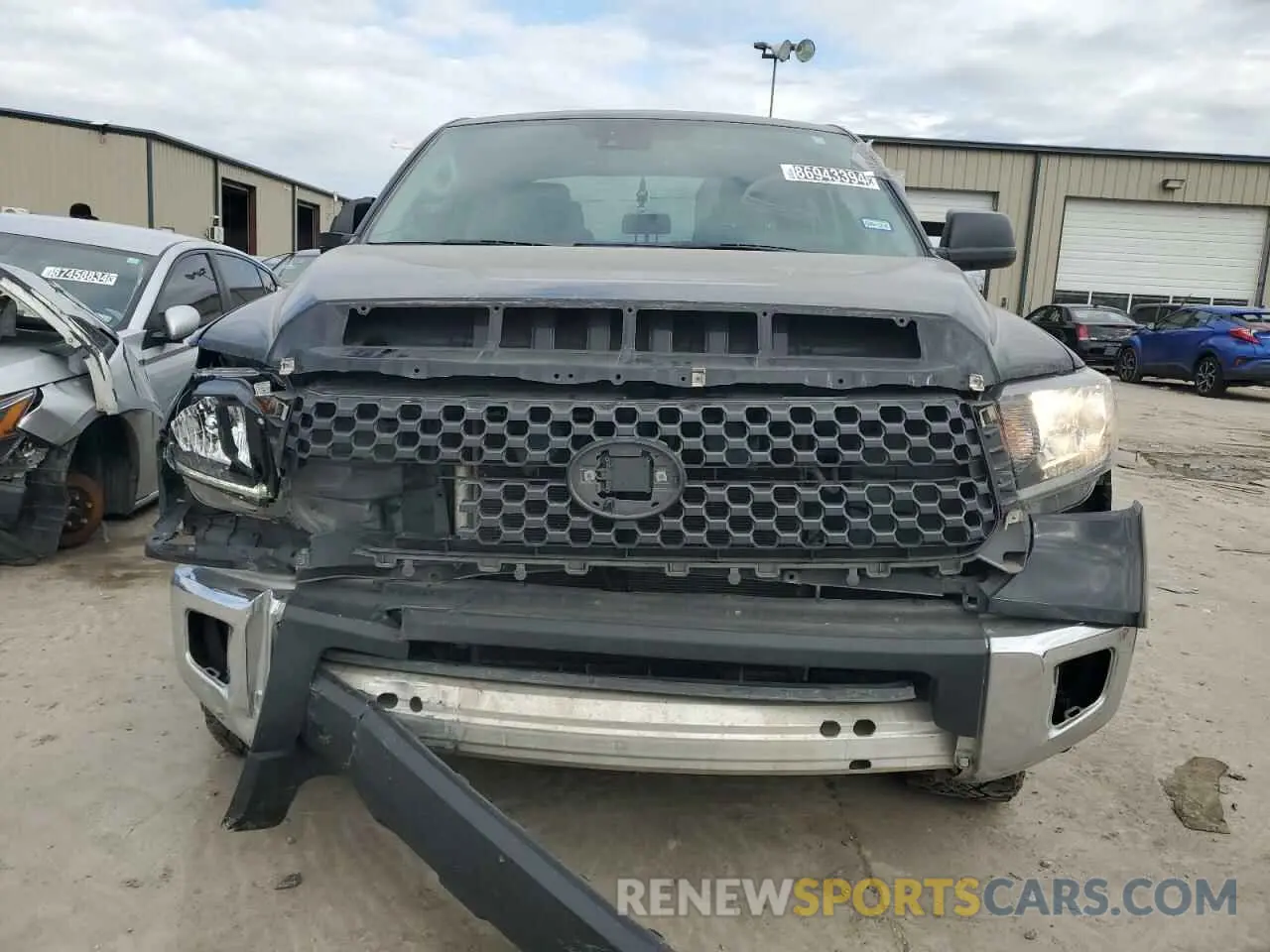 5 Photograph of a damaged car 5TFEY5F15MX287330 TOYOTA TUNDRA 2021