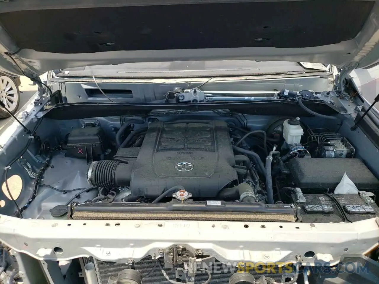 7 Photograph of a damaged car 5TFEY5F18MX286124 TOYOTA TUNDRA 2021