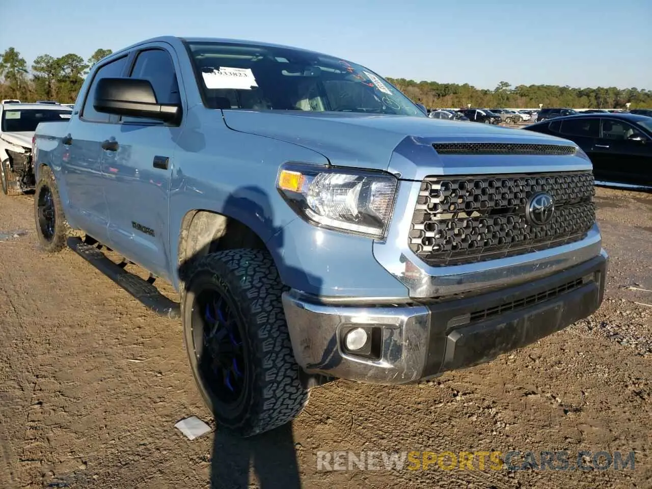 1 Photograph of a damaged car 5TFEY5F19MX276590 TOYOTA TUNDRA 2021