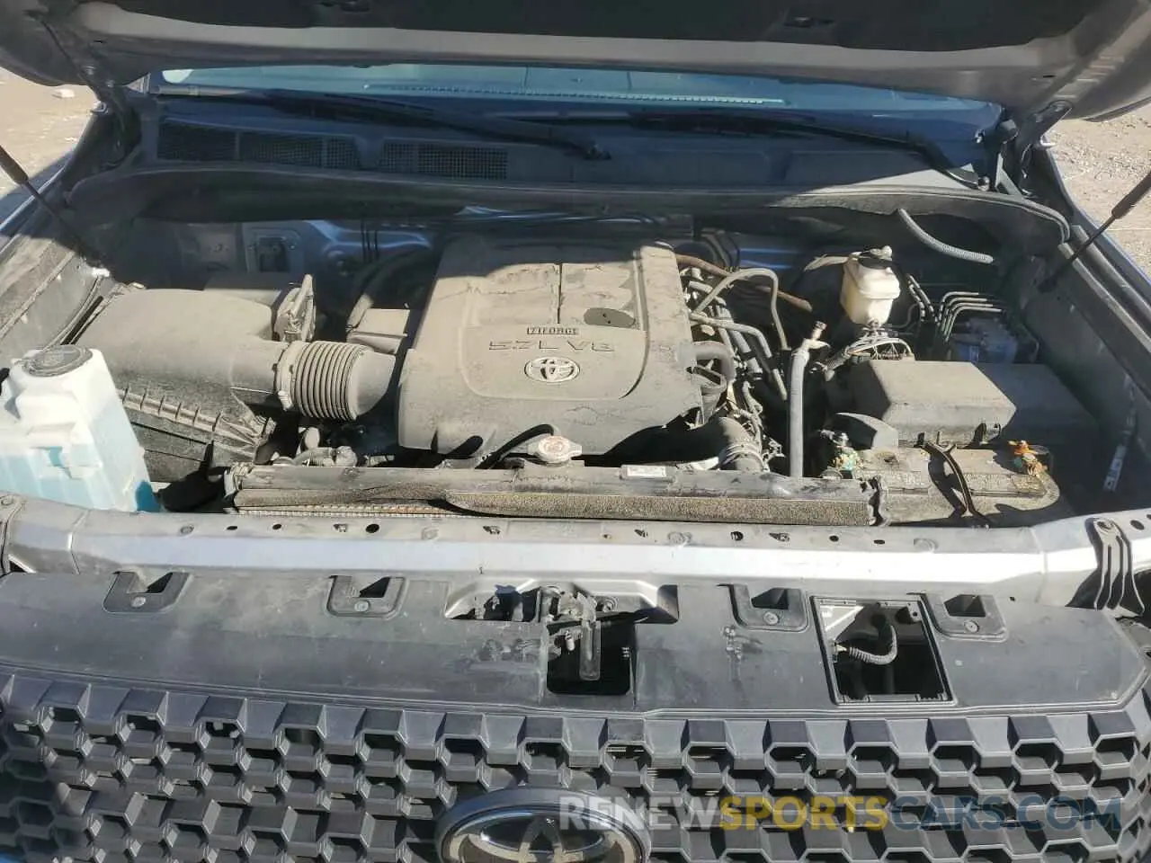 11 Photograph of a damaged car 5TFEY5F19MX299576 TOYOTA TUNDRA 2021