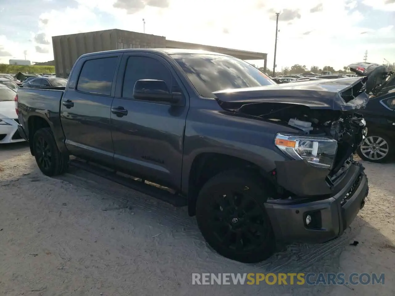 4 Photograph of a damaged car 5TFFY5F15MX281354 TOYOTA TUNDRA 2021