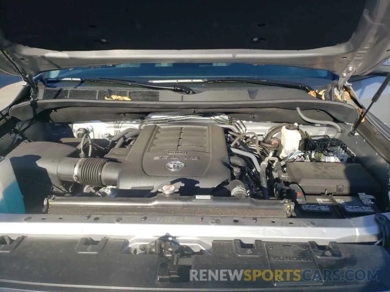 7 Photograph of a damaged car 5TFHY5F13MX012858 TOYOTA TUNDRA 2021