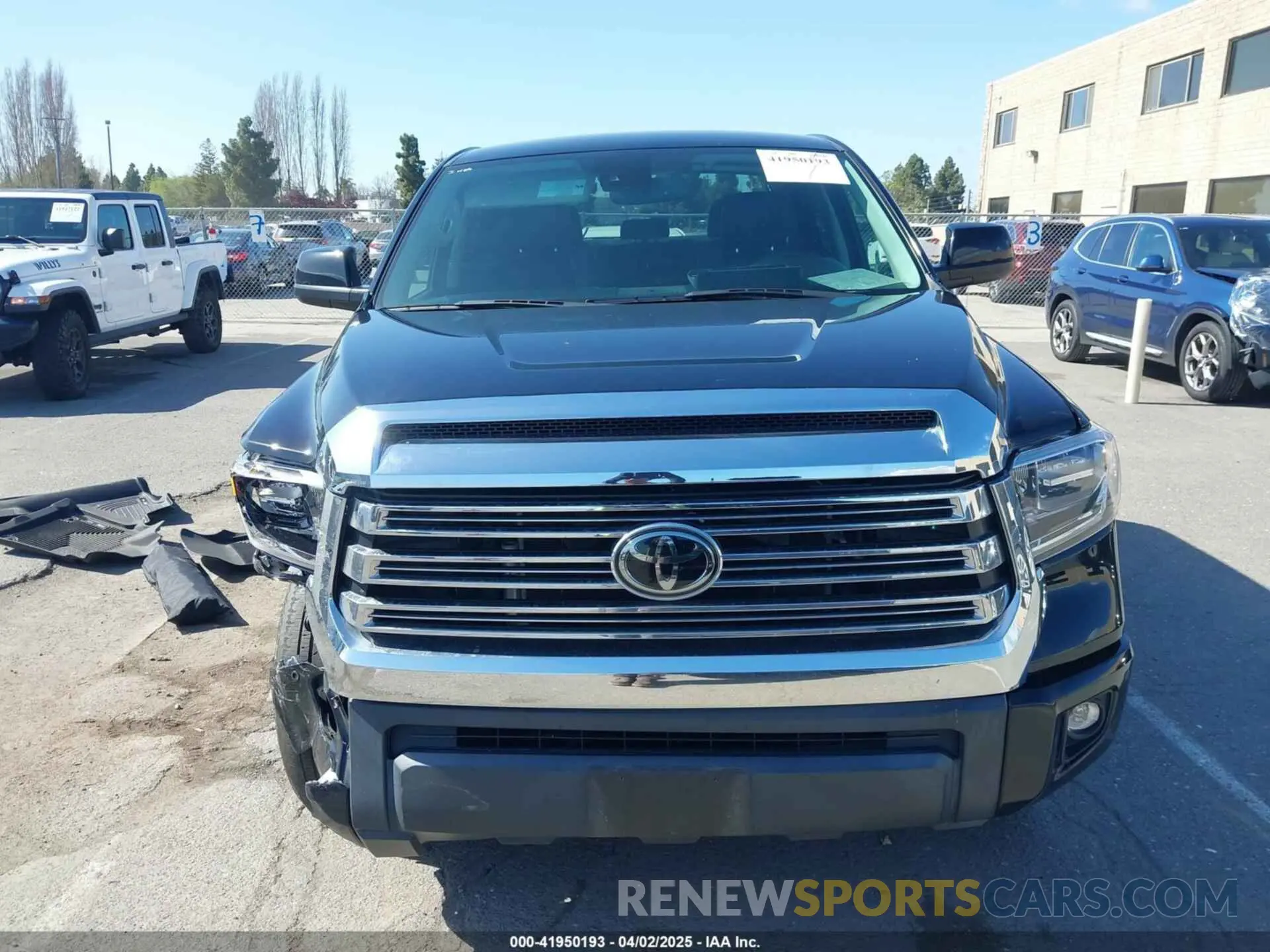 12 Photograph of a damaged car 5TFHY5F19MX044326 TOYOTA TUNDRA 2021