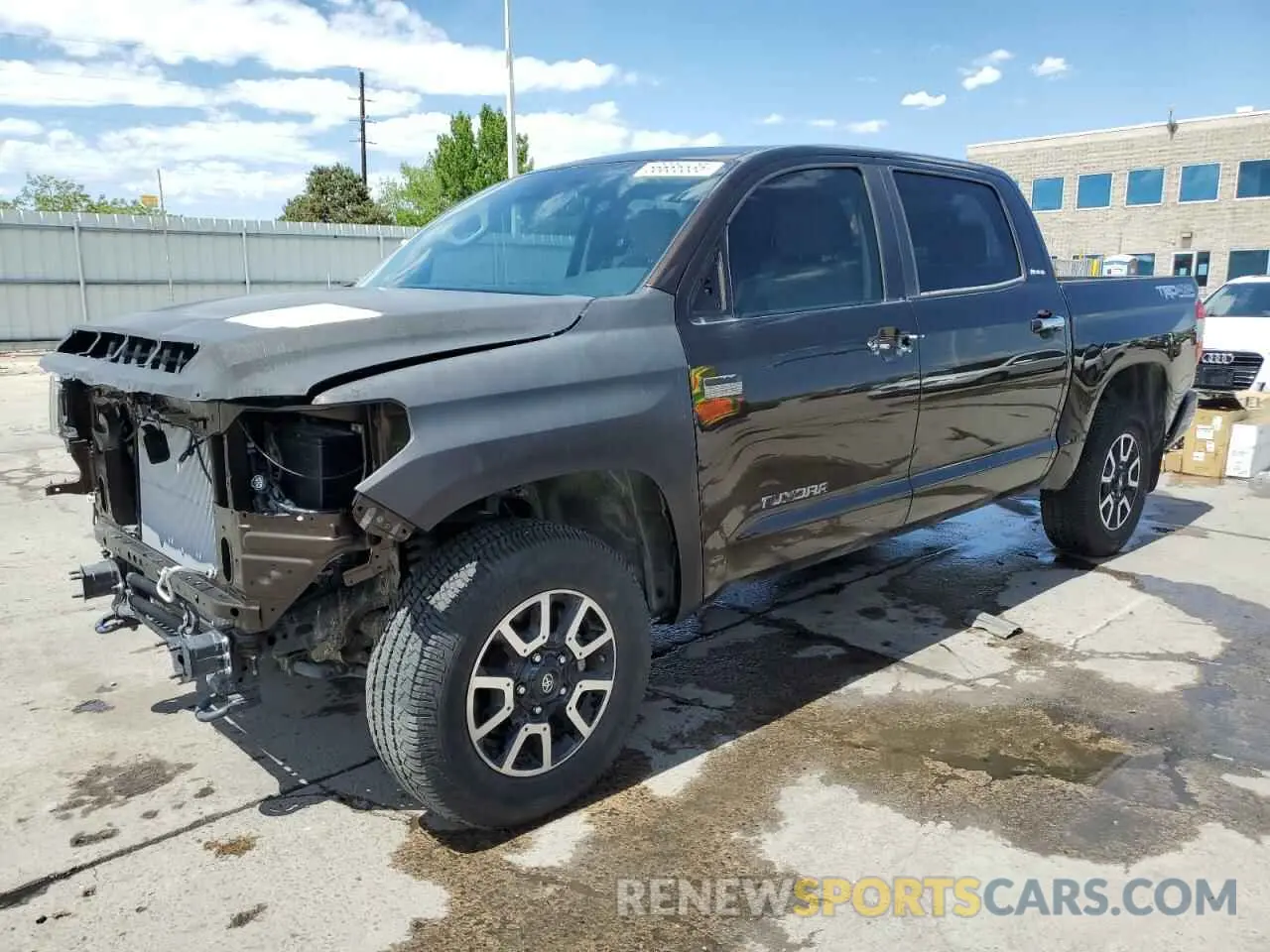 1 Фотография поврежденного автомобиля 5TFHY5F19MX967759 TOYOTA TUNDRA 2021