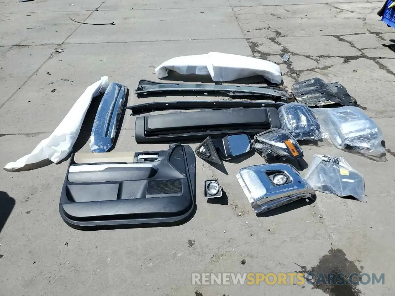 12 Фотография поврежденного автомобиля 5TFHY5F19MX967759 TOYOTA TUNDRA 2021