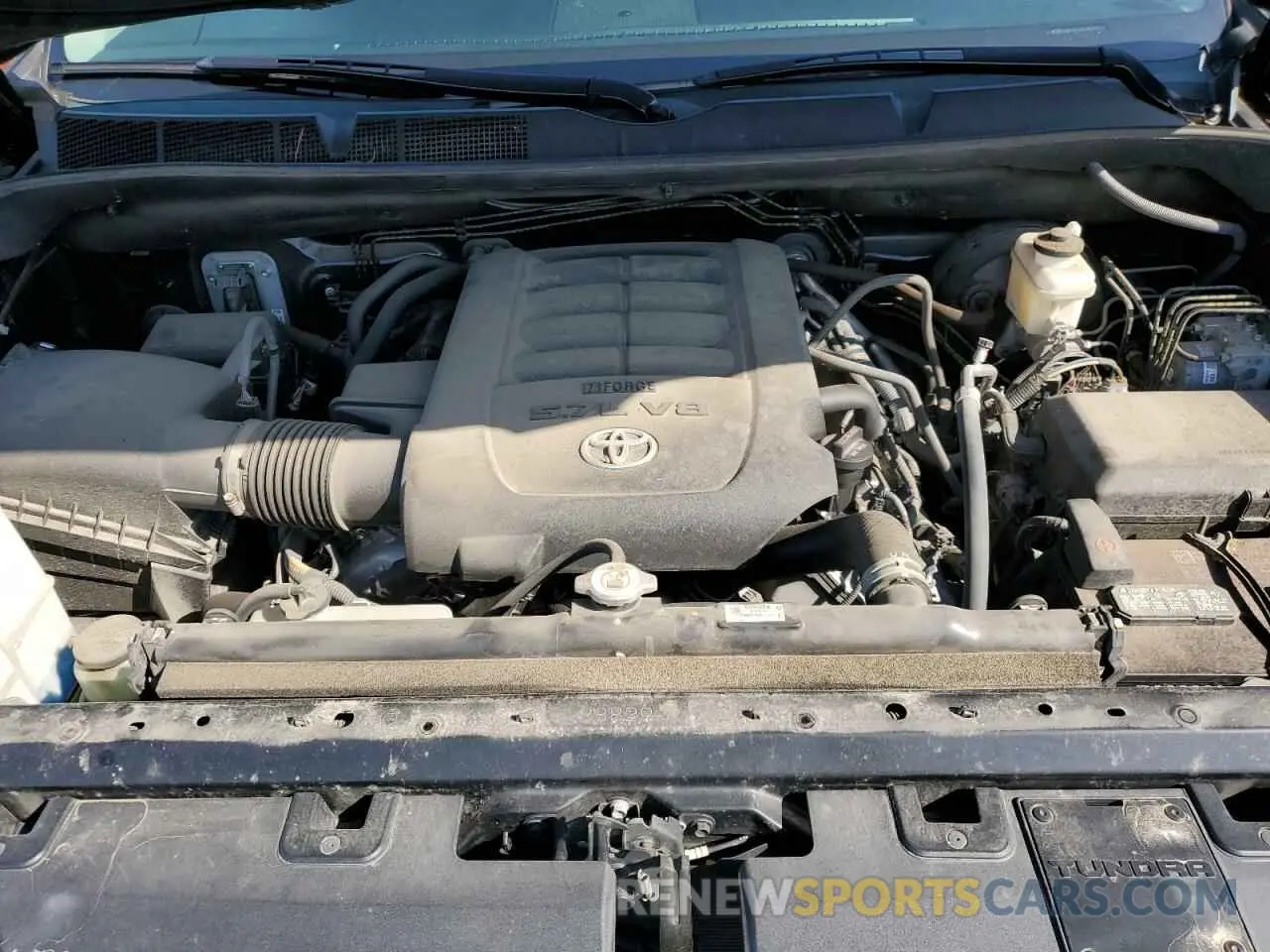 11 Photograph of a damaged car 5TFRY5F10MX288712 TOYOTA TUNDRA 2021