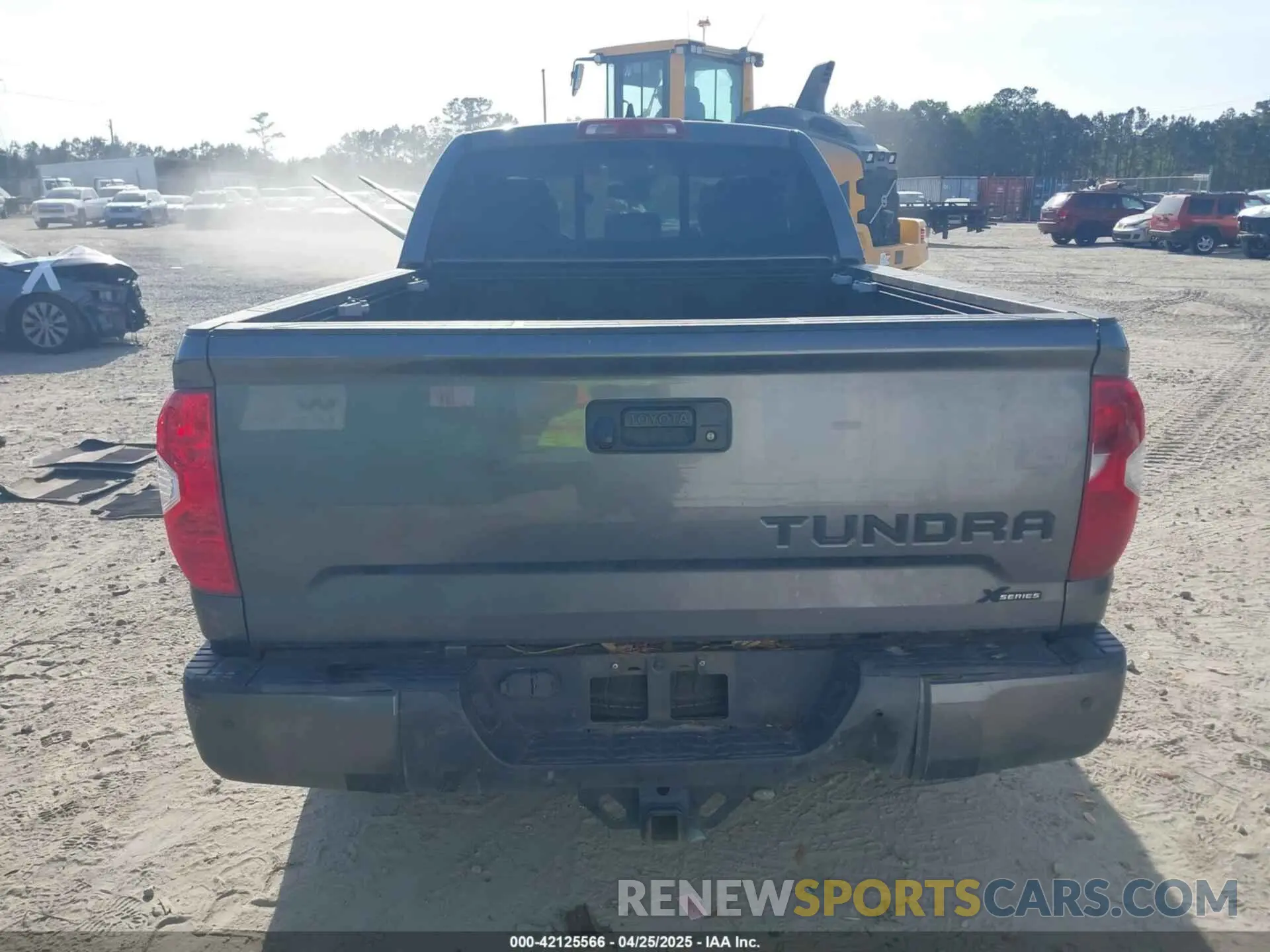 16 Photograph of a damaged car 5TFRY5F12MX287156 TOYOTA TUNDRA 2021