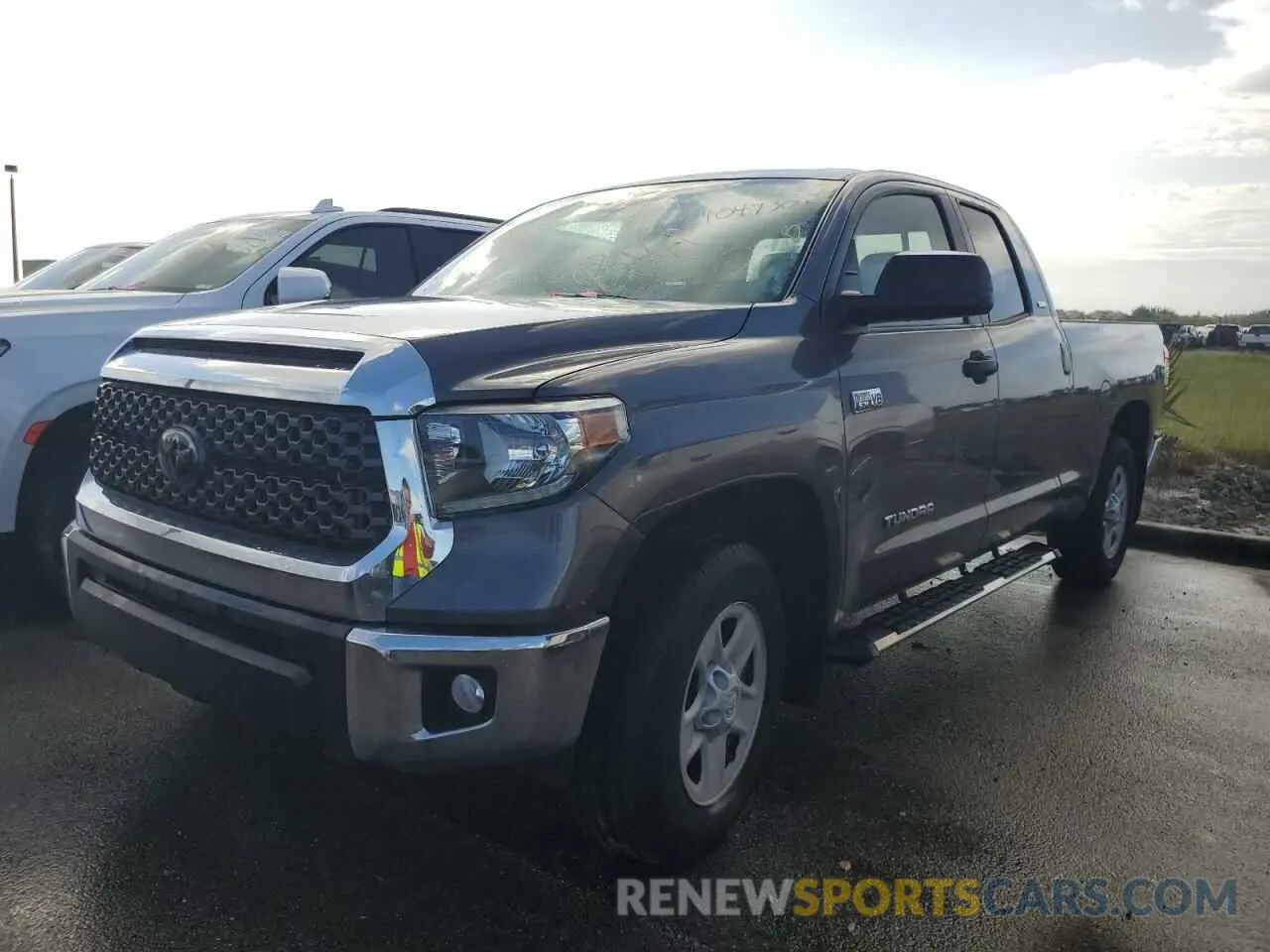 1 Photograph of a damaged car 5TFRY5F16MX276676 TOYOTA TUNDRA 2021