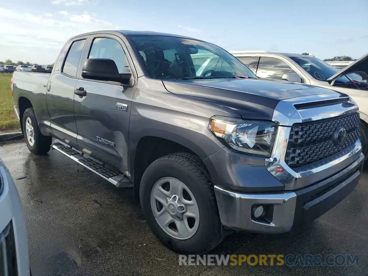 4 Photograph of a damaged car 5TFRY5F16MX276676 TOYOTA TUNDRA 2021