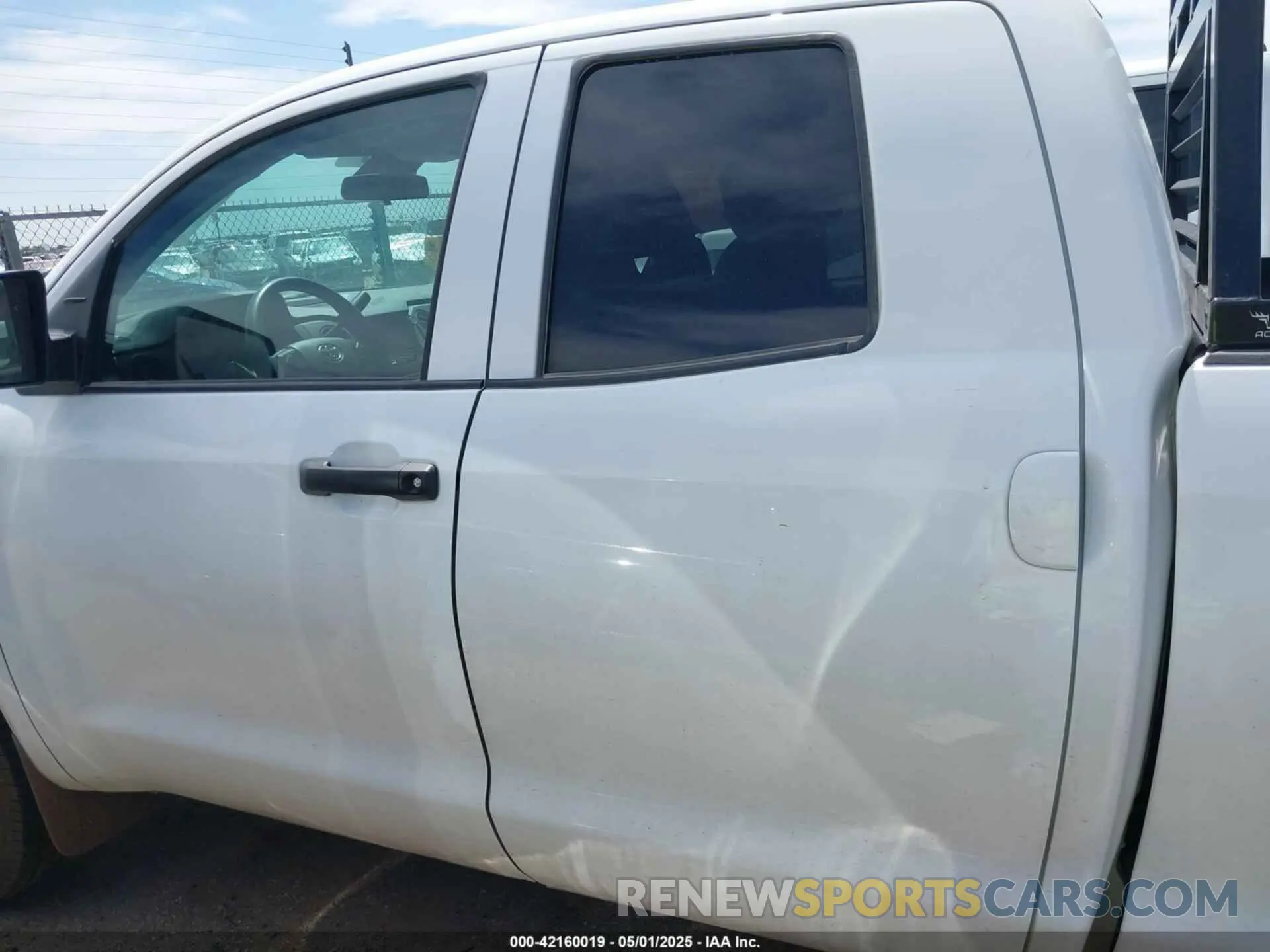 15 Photograph of a damaged car 5TFRY5F17MX282597 TOYOTA TUNDRA 2021