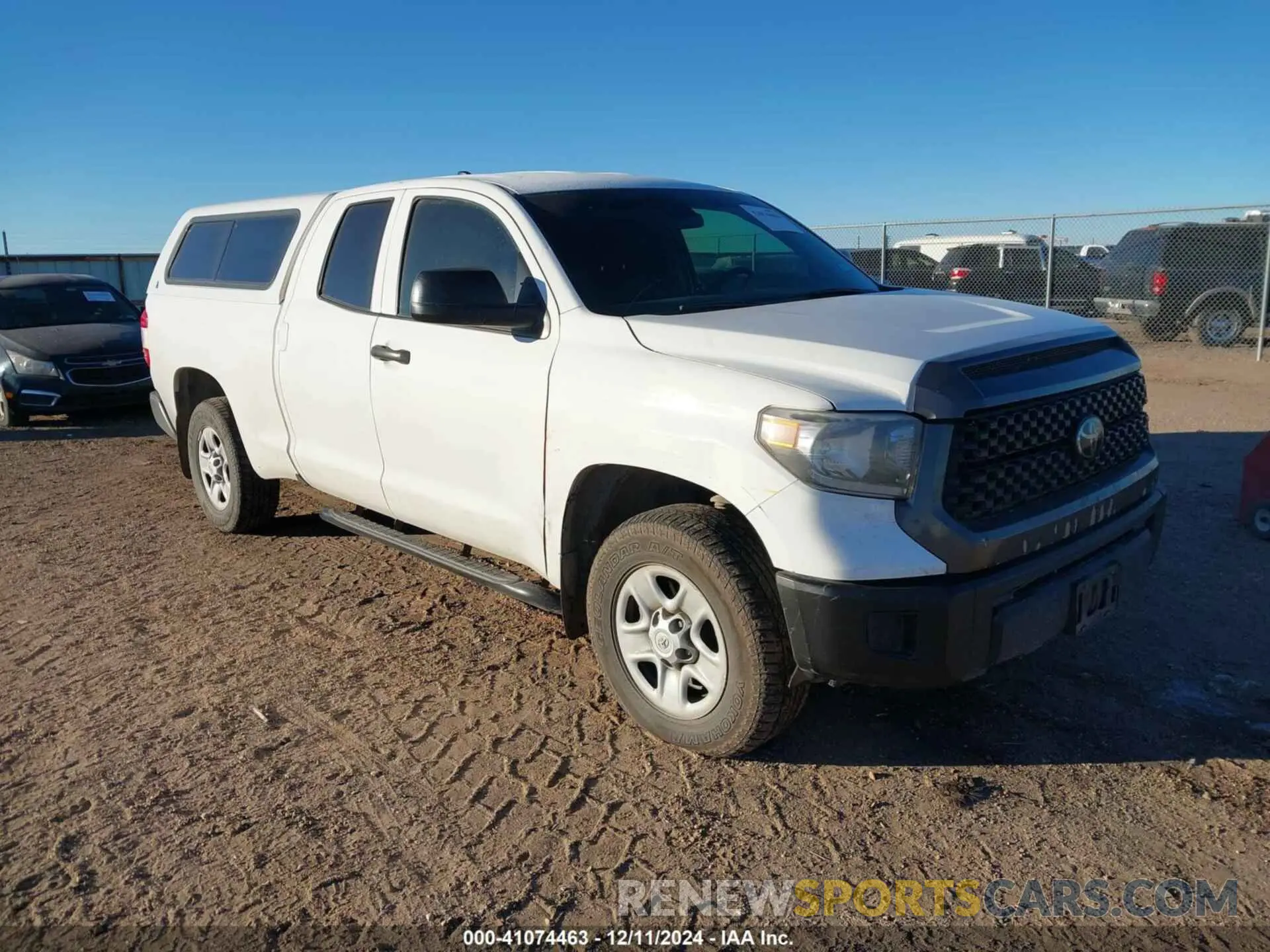 1 Photograph of a damaged car 5TFUY5F11MX033724 TOYOTA TUNDRA 2021