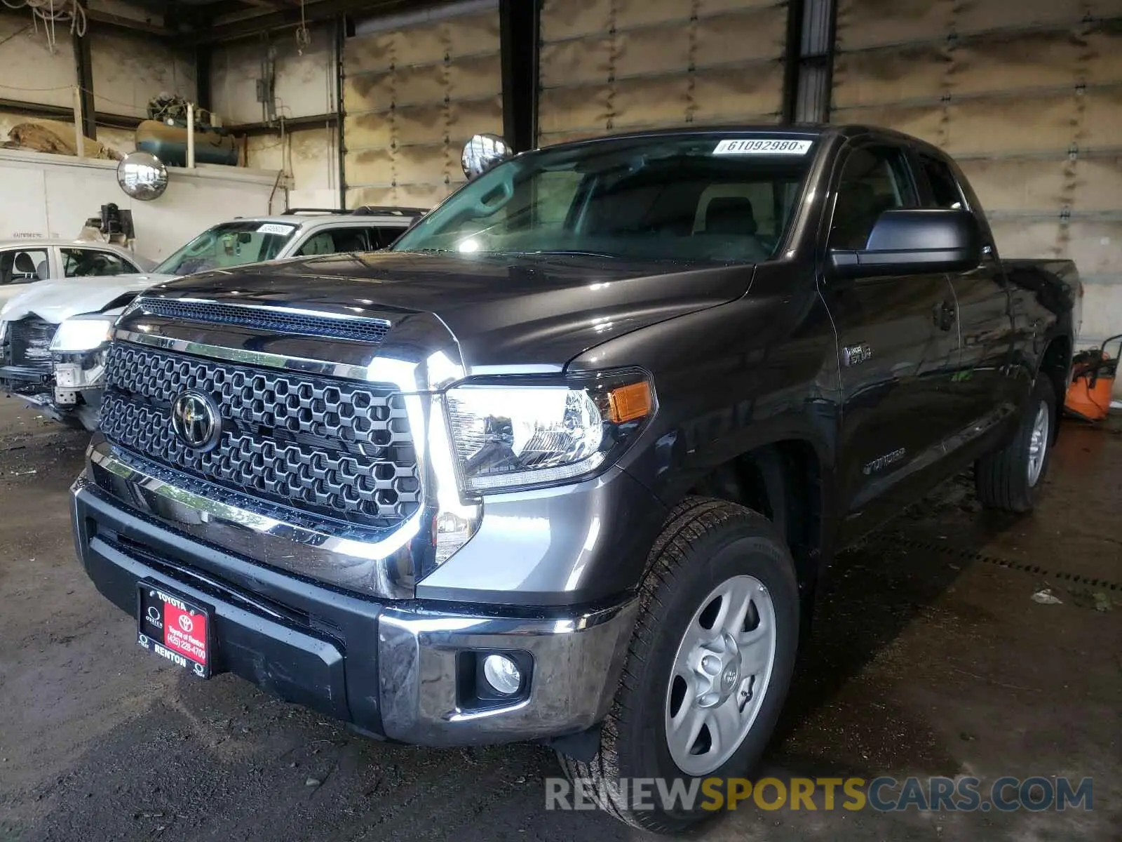 2 Photograph of a damaged car 5TFUY5F12MX984398 TOYOTA TUNDRA 2021