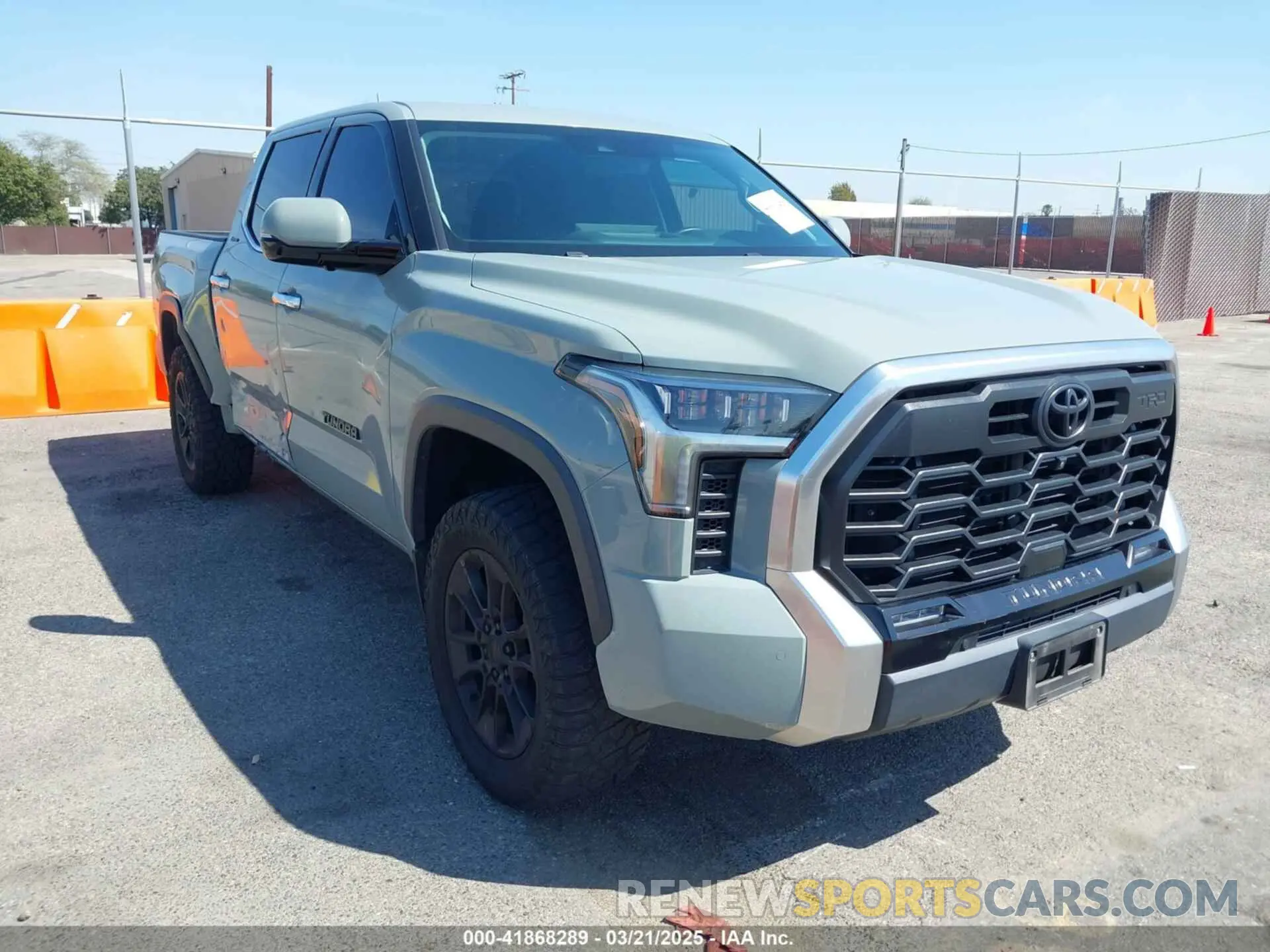 1 Фотография поврежденного автомобиля 5TFJA5AB6NX012246 TOYOTA TUNDRA 2022