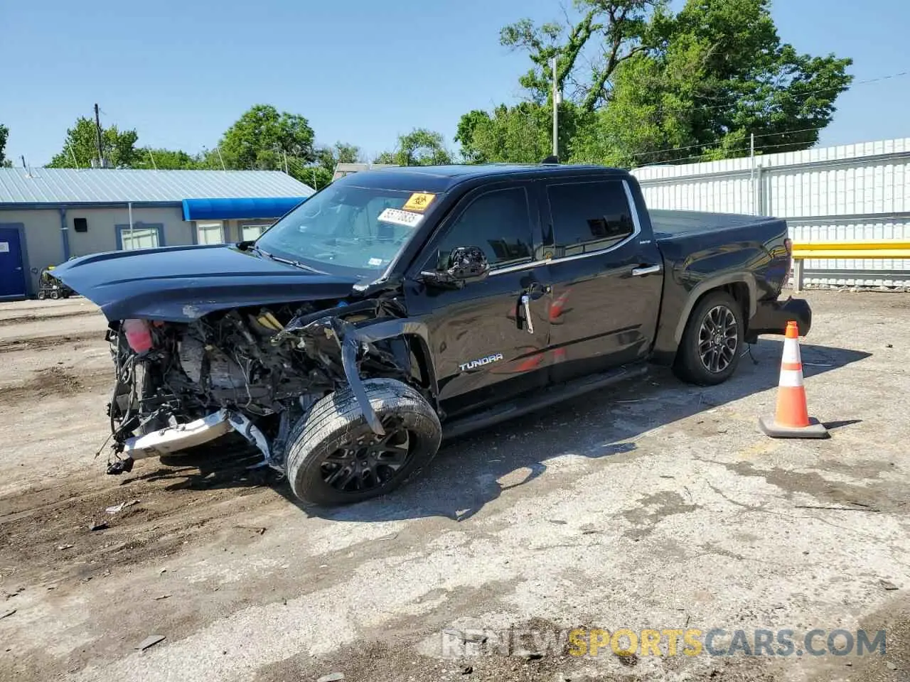1 Фотография поврежденного автомобиля 5TFJA5ABXNX004246 TOYOTA TUNDRA 2022