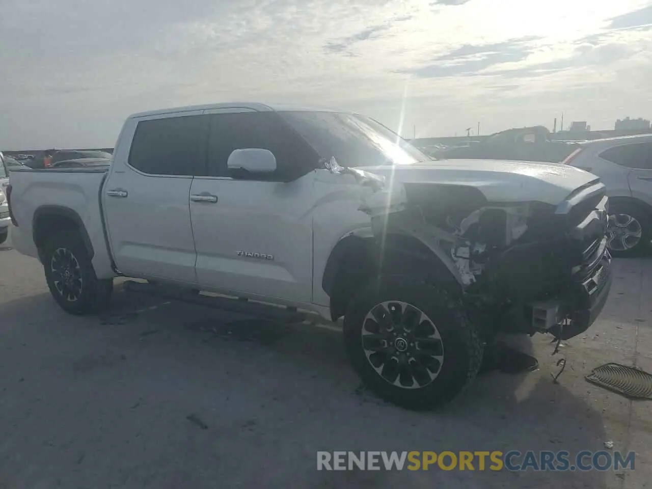 4 Фотография поврежденного автомобиля 5TFJA5DB2NX004558 TOYOTA TUNDRA 2022
