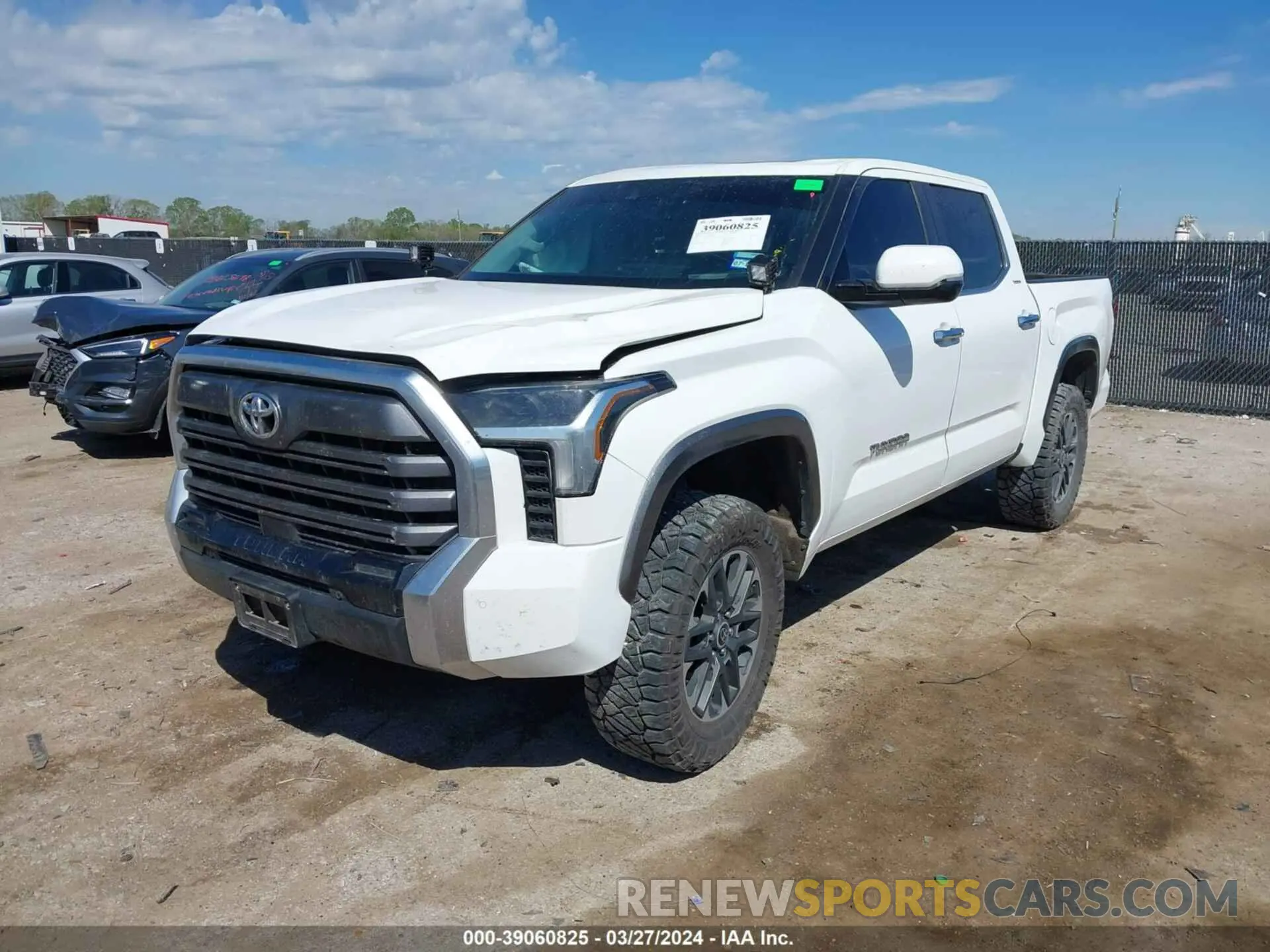 2 Photograph of a damaged car 5TFJA5DB4NX005081 TOYOTA TUNDRA 2022