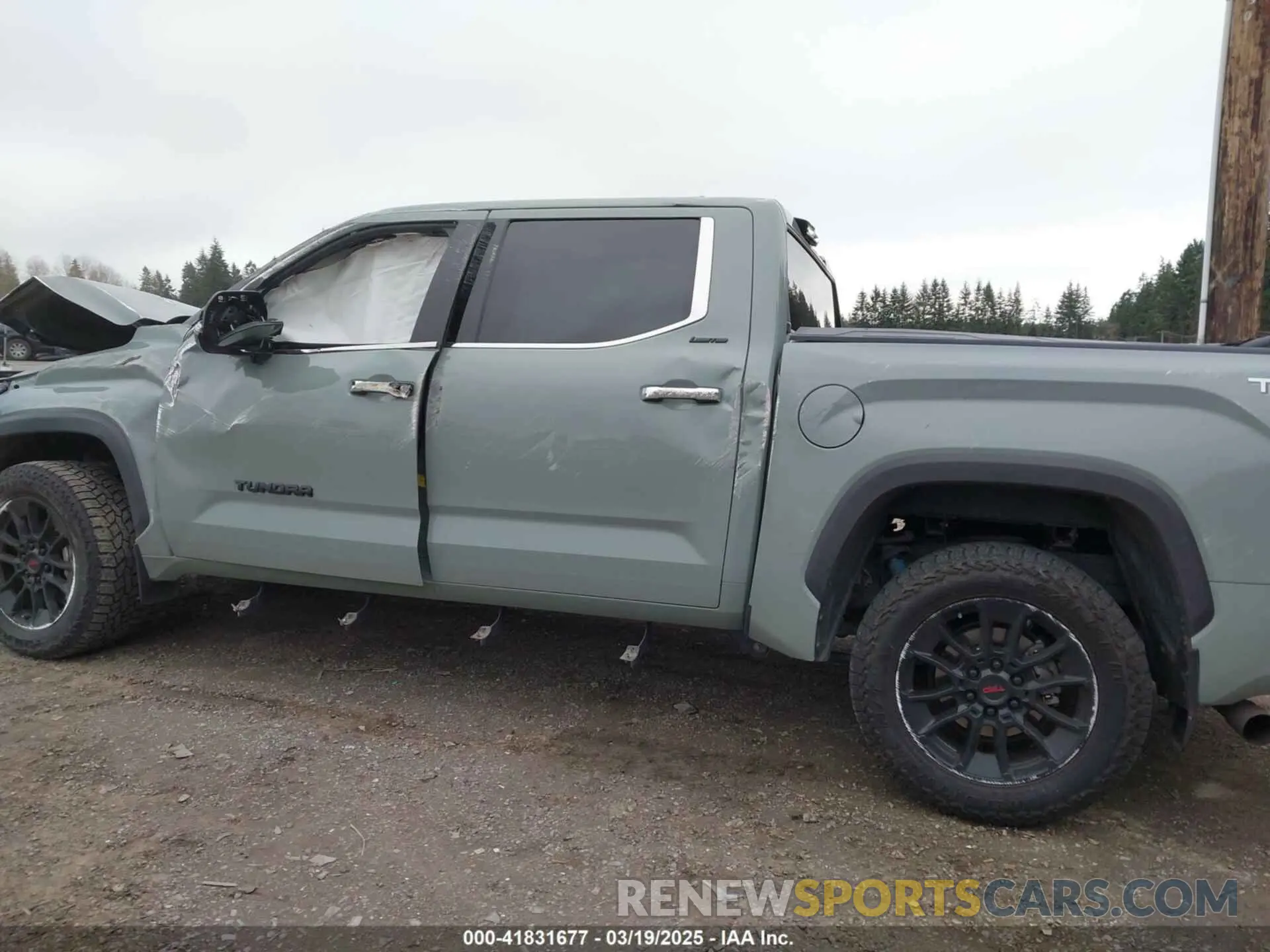 14 Фотография поврежденного автомобиля 5TFJA5DB6NX040916 TOYOTA TUNDRA 2022