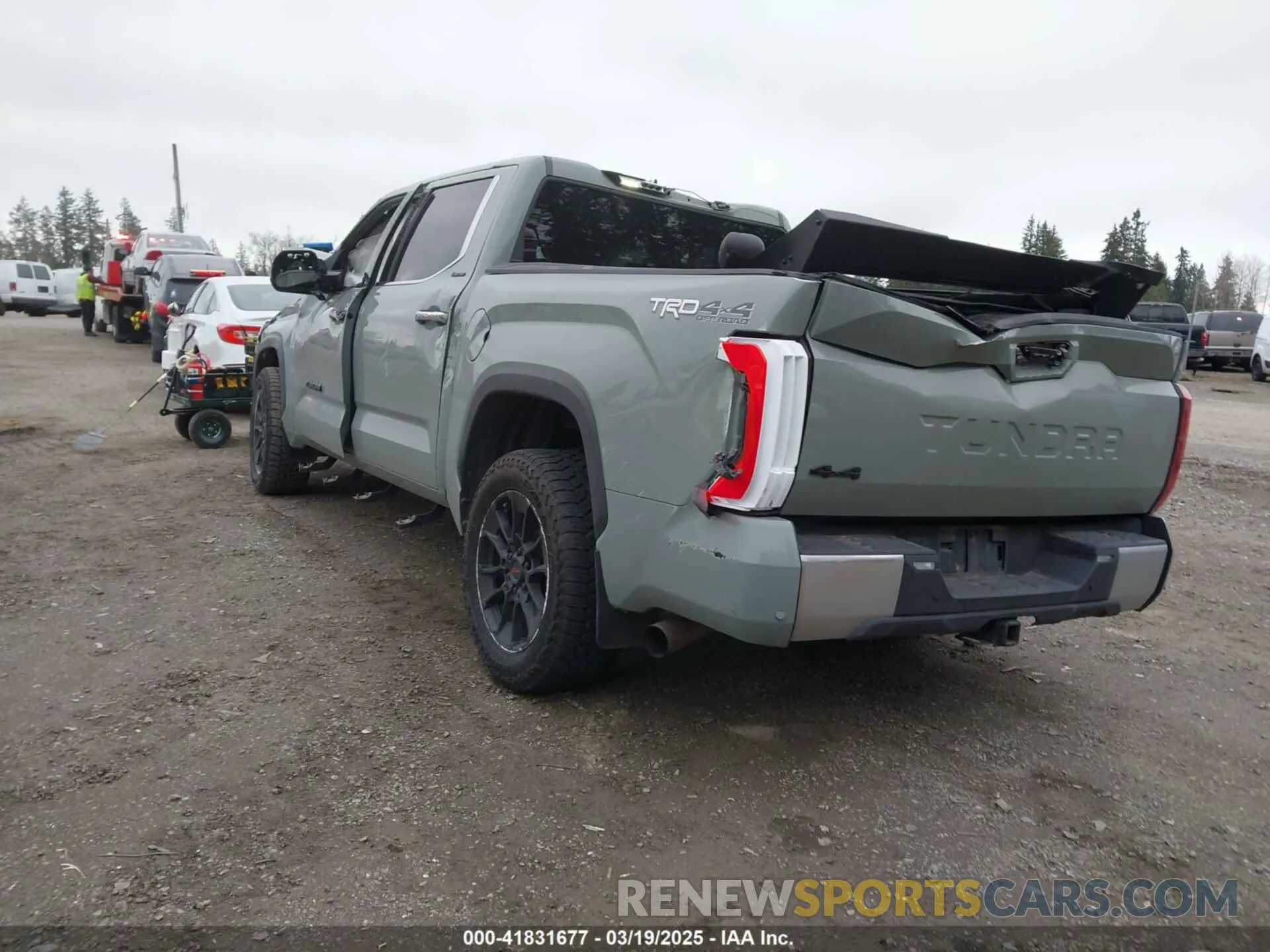 3 Фотография поврежденного автомобиля 5TFJA5DB6NX040916 TOYOTA TUNDRA 2022