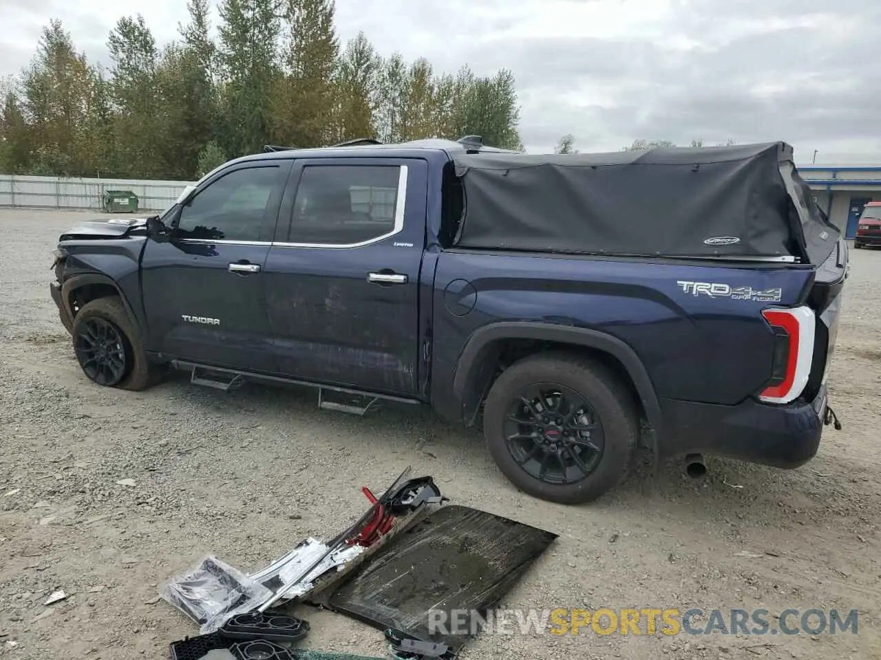 2 Photograph of a damaged car 5TFJC5DB4NX008945 TOYOTA TUNDRA 2022
