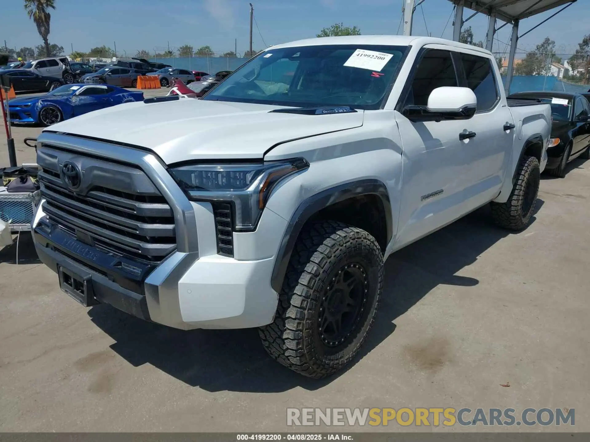 2 Photograph of a damaged car 5TFJC5DB7NX009958 TOYOTA TUNDRA 2022