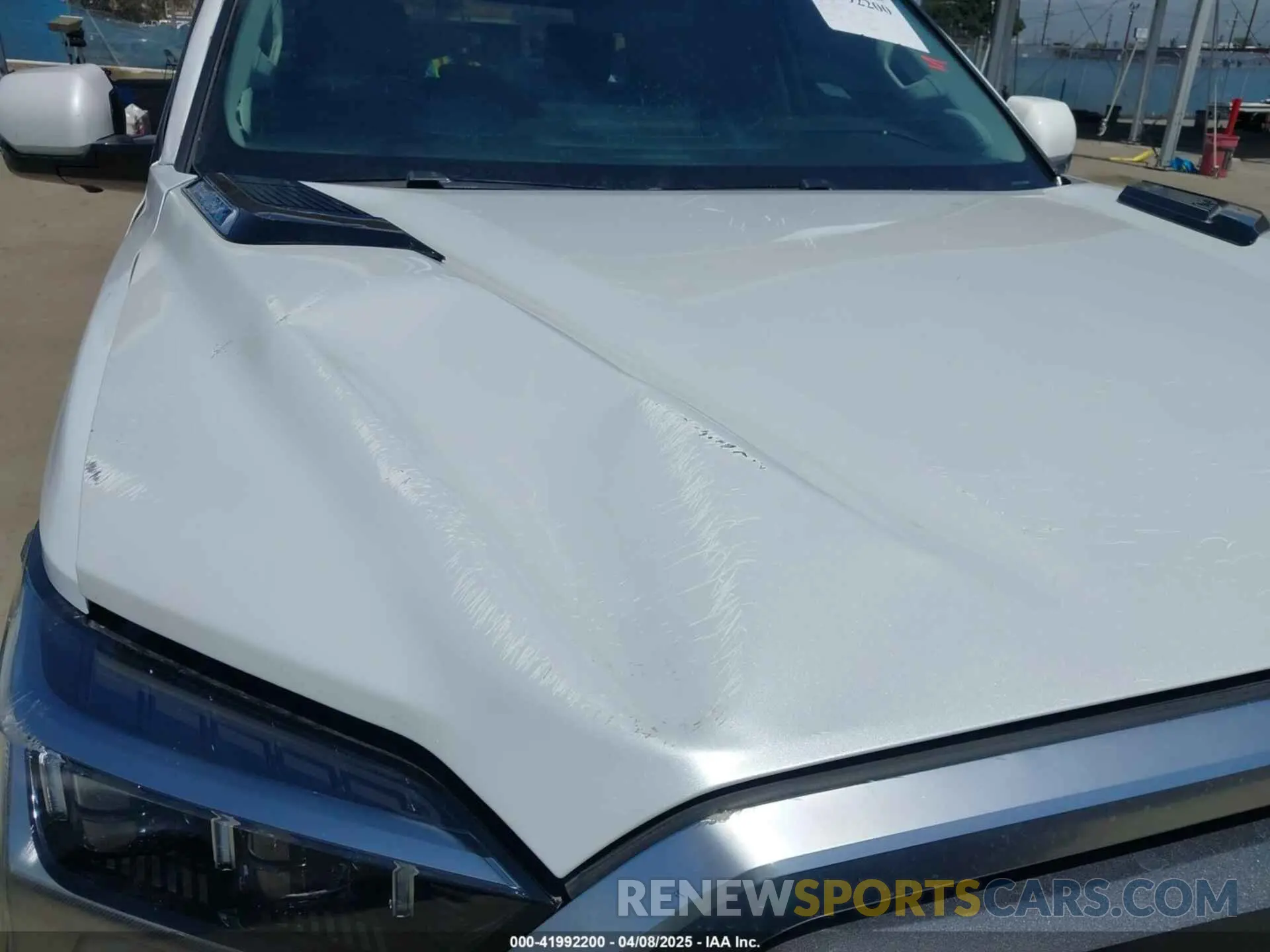 21 Photograph of a damaged car 5TFJC5DB7NX009958 TOYOTA TUNDRA 2022