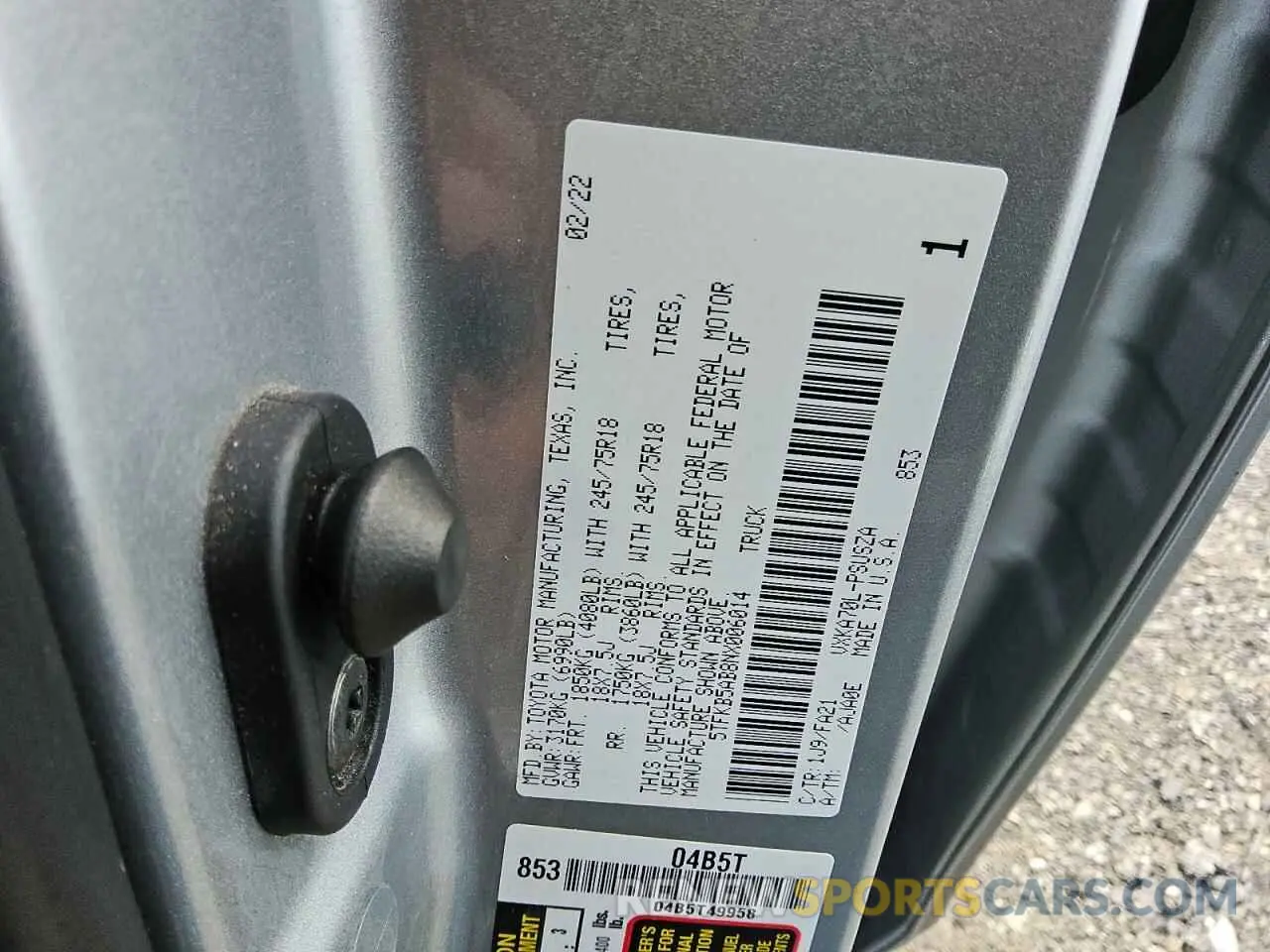 13 Photograph of a damaged car 5TFKB5AB8NX006014 TOYOTA TUNDRA 2022