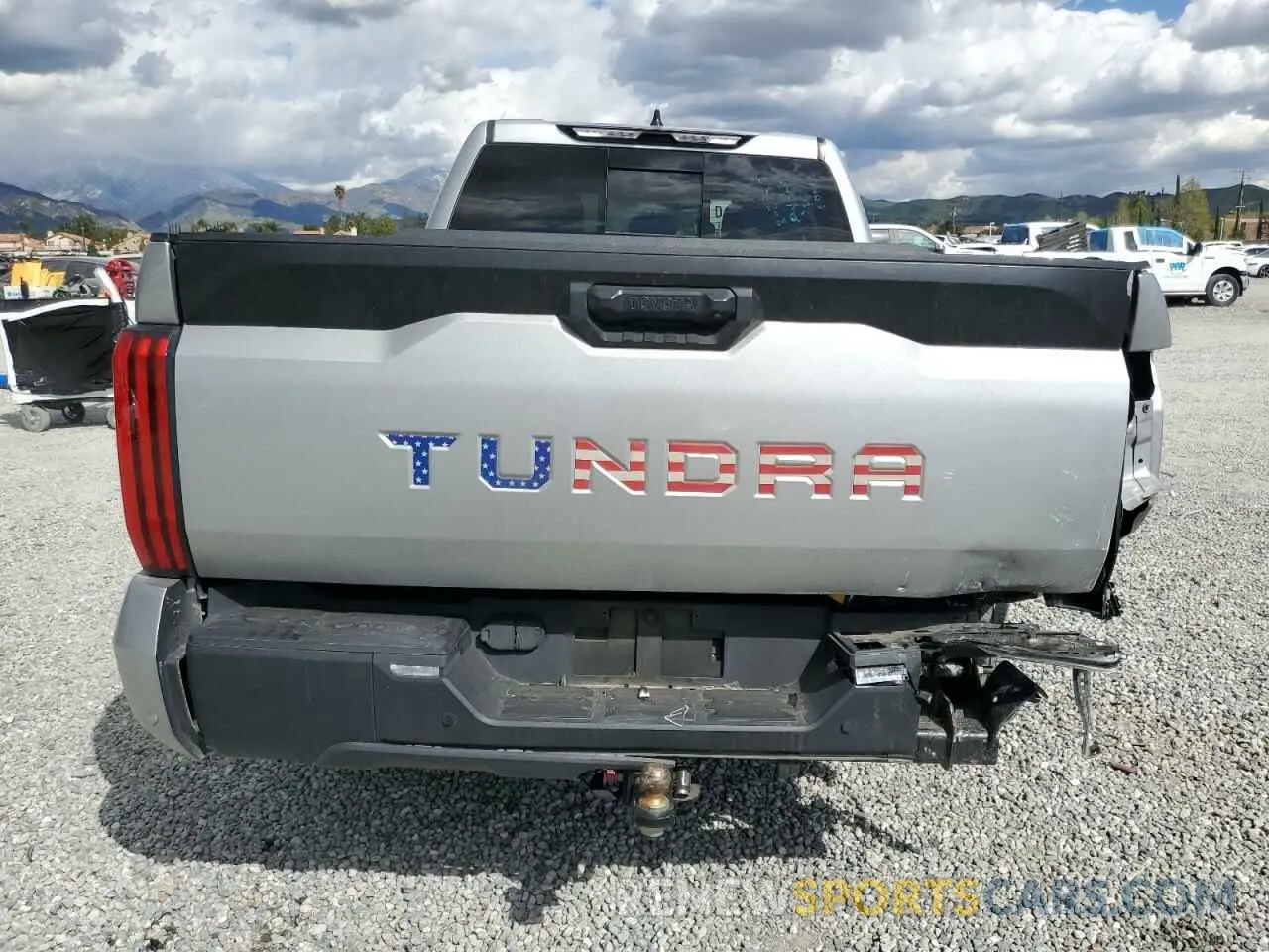 6 Фотография поврежденного автомобиля 5TFLA5AA3NX011782 TOYOTA TUNDRA 2022