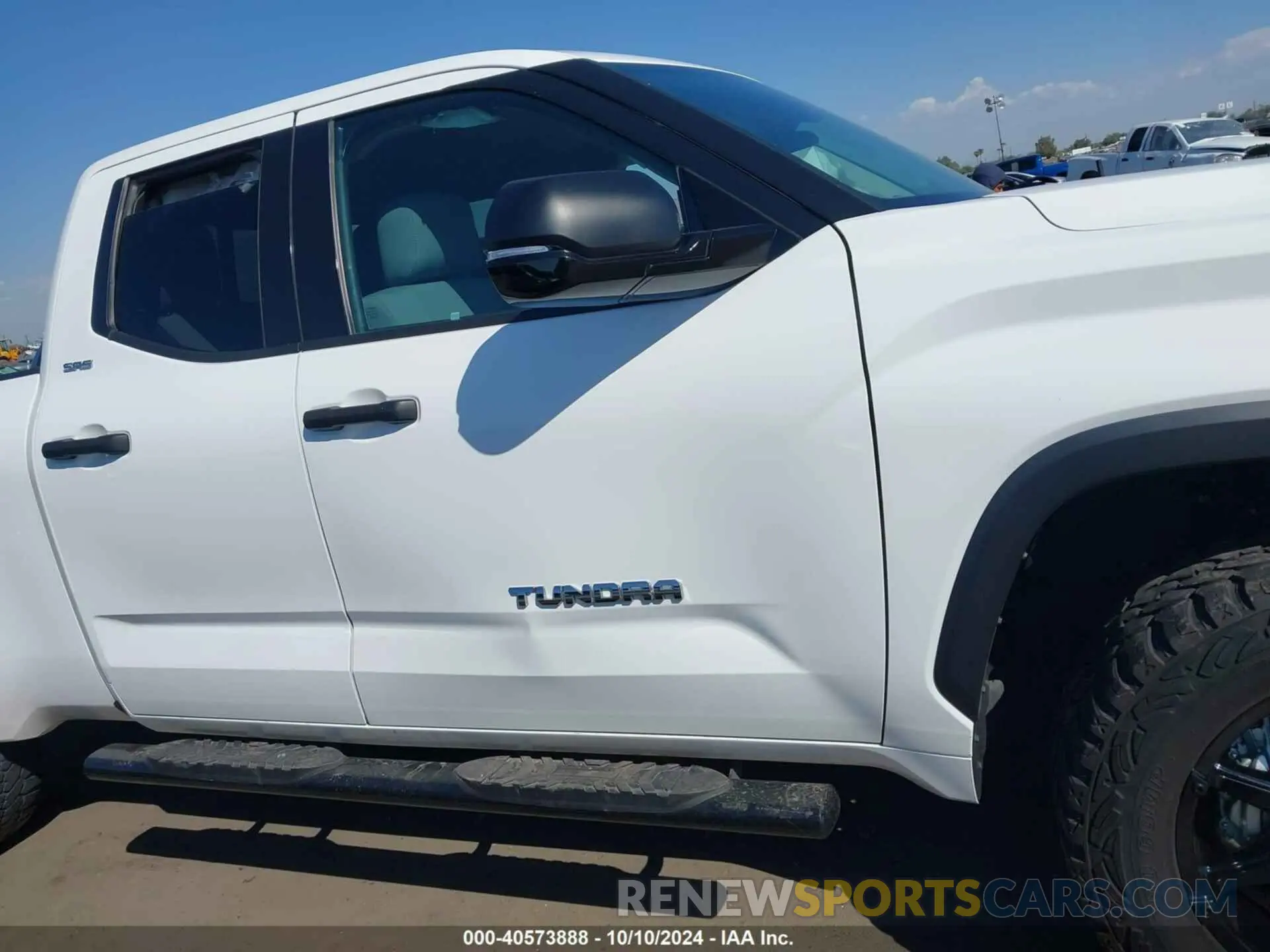 12 Фотография поврежденного автомобиля 5TFLA5AA7NX006066 TOYOTA TUNDRA 2022