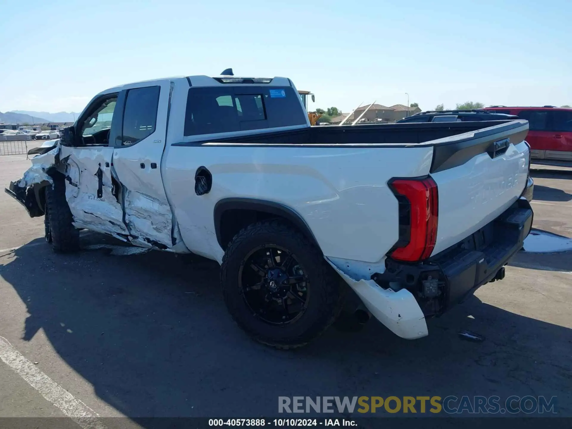 3 Фотография поврежденного автомобиля 5TFLA5AA7NX006066 TOYOTA TUNDRA 2022
