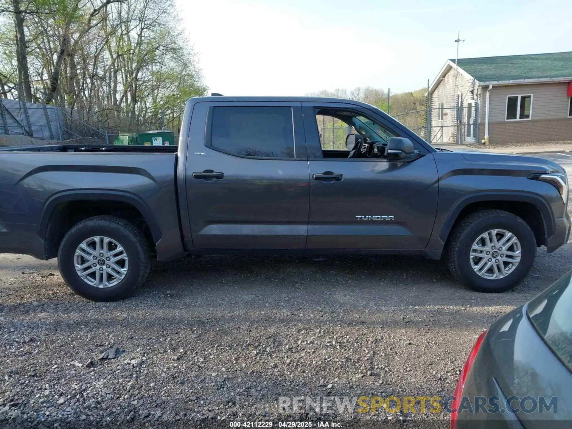 13 Фотография поврежденного автомобиля 5TFLA5AB2NX019252 TOYOTA TUNDRA 2022