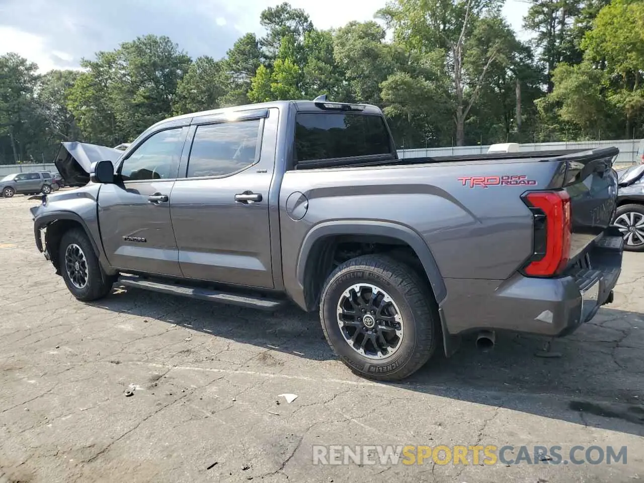 2 Photograph of a damaged car 5TFLA5AB6NX010098 TOYOTA TUNDRA 2022