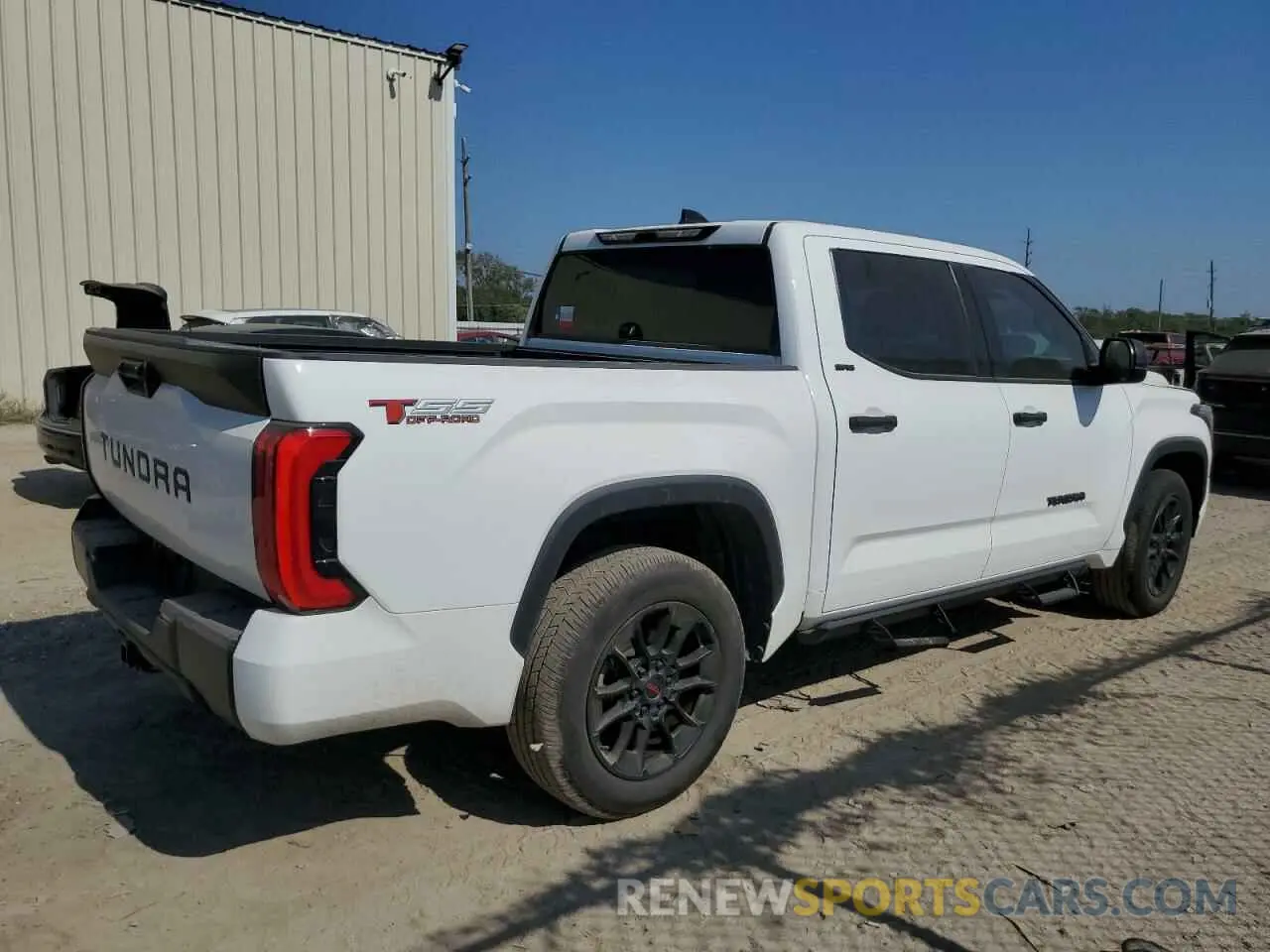 3 Photograph of a damaged car 5TFLA5AB7NX003399 TOYOTA TUNDRA 2022