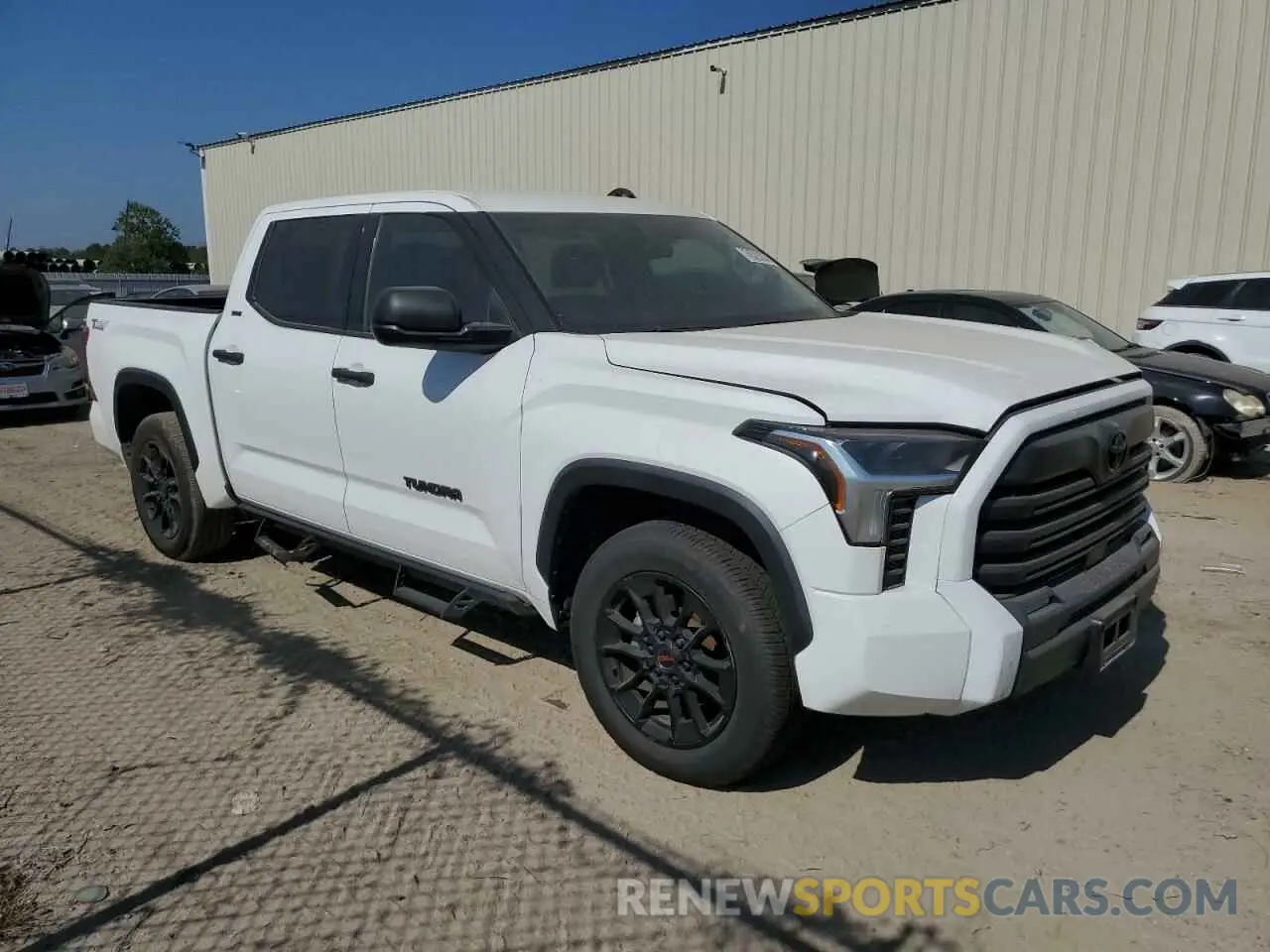 4 Photograph of a damaged car 5TFLA5AB7NX003399 TOYOTA TUNDRA 2022