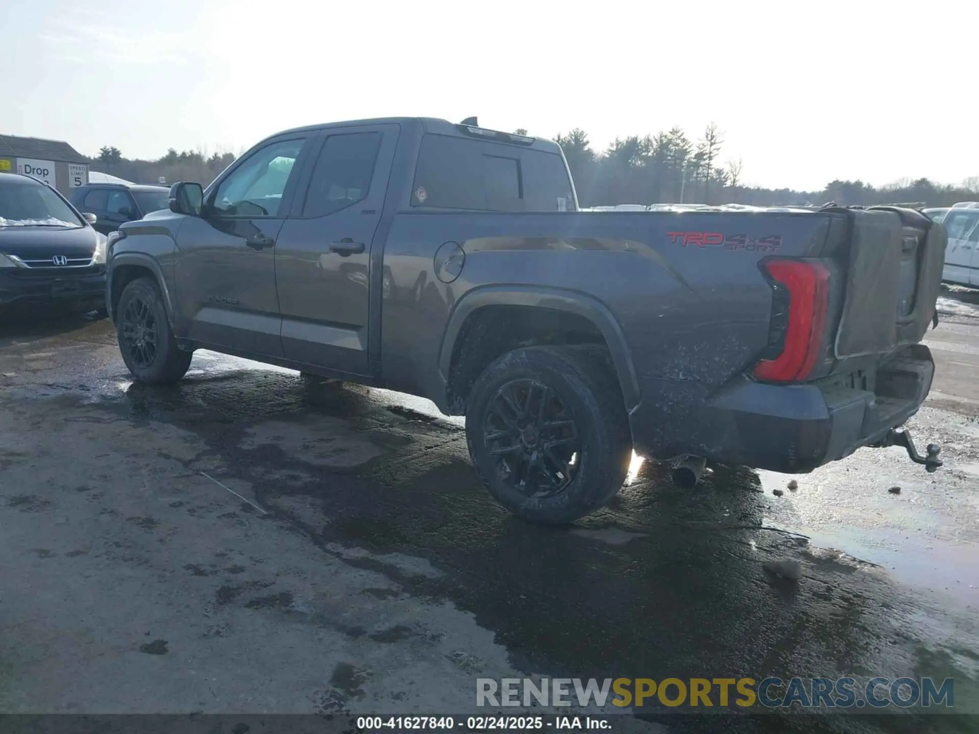3 Photograph of a damaged car 5TFLA5DA7NX052363 TOYOTA TUNDRA 2022