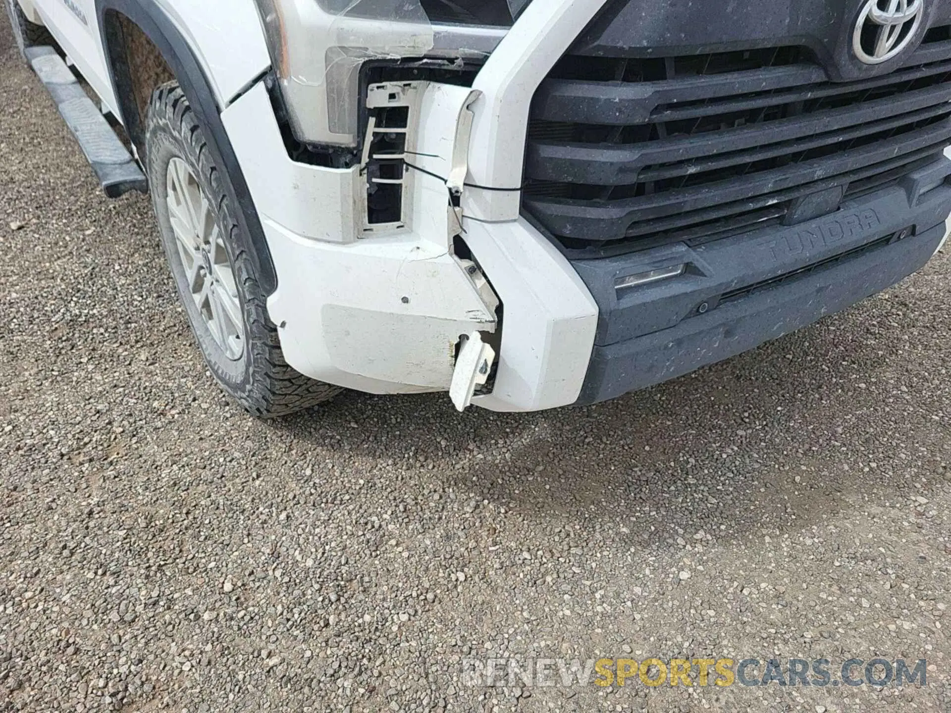 18 Фотография поврежденного автомобиля 5TFLA5DAXNX008826 TOYOTA TUNDRA 2022