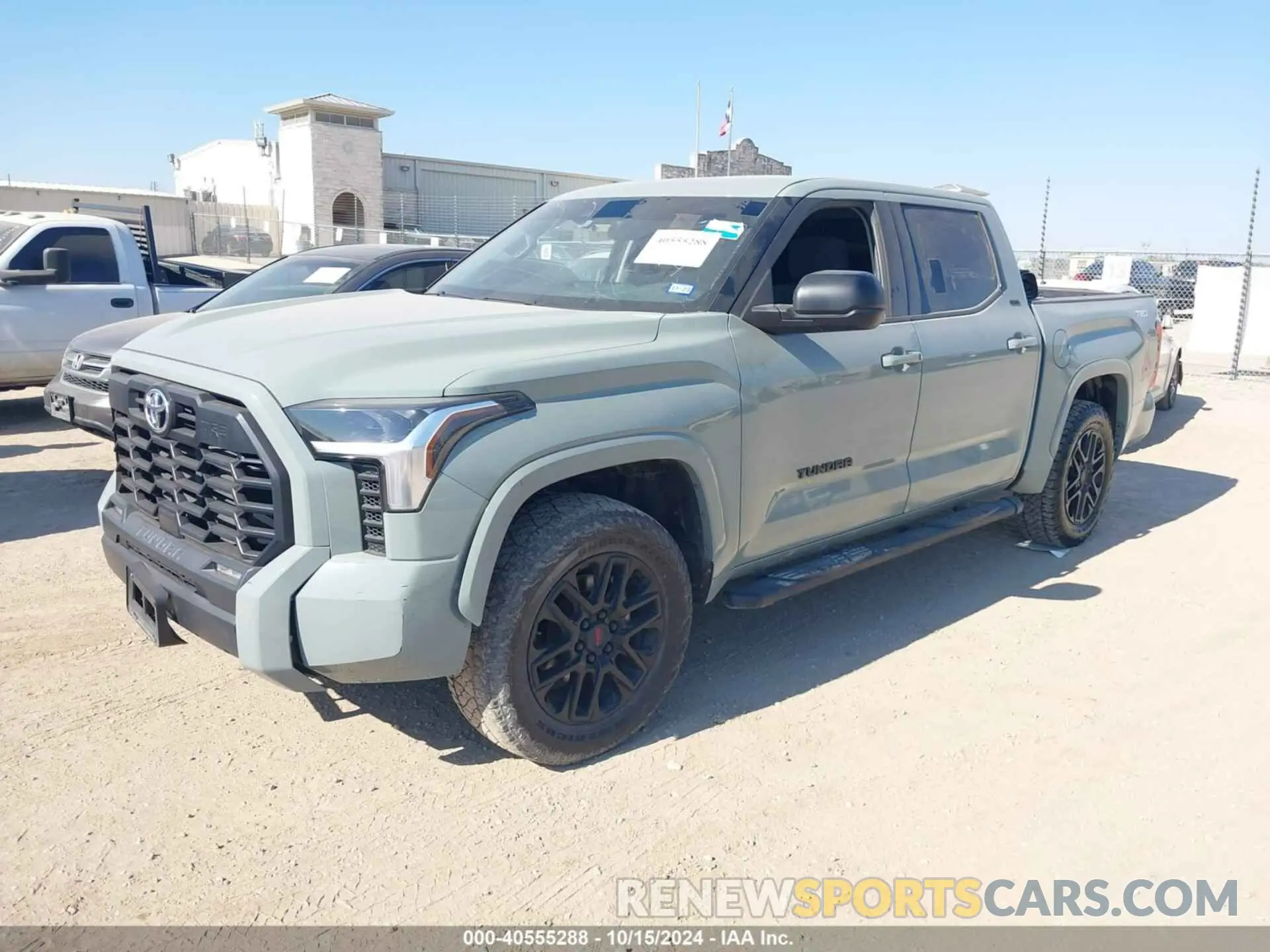 2 Фотография поврежденного автомобиля 5TFLA5DB0NX014515 TOYOTA TUNDRA 2022