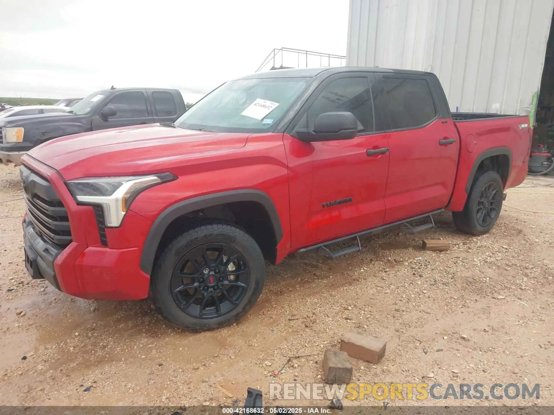2 Photograph of a damaged car 5TFLA5DB1NX051170 TOYOTA TUNDRA 2022