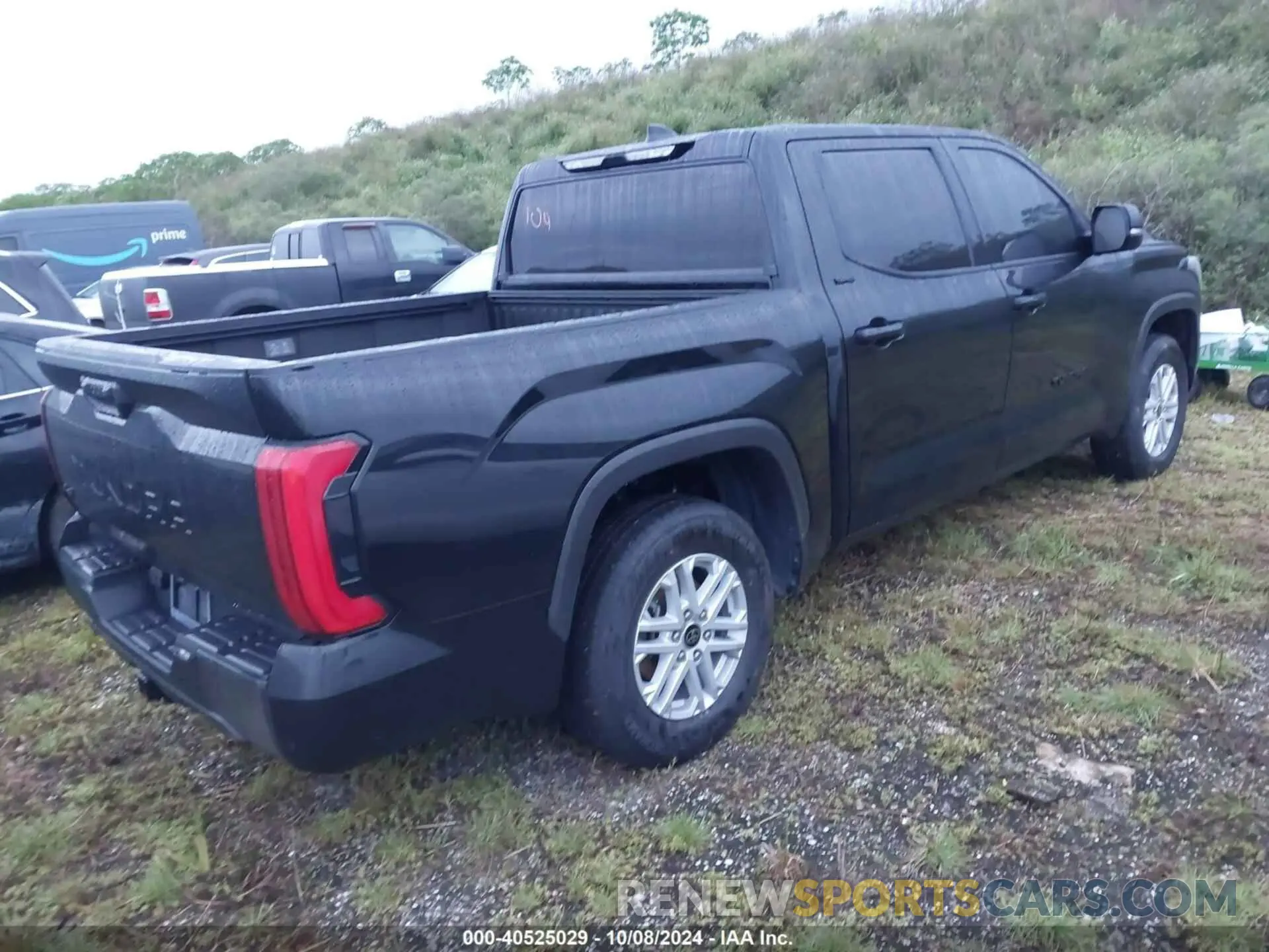 4 Photograph of a damaged car 5TFLA5DB1NX054893 TOYOTA TUNDRA 2022